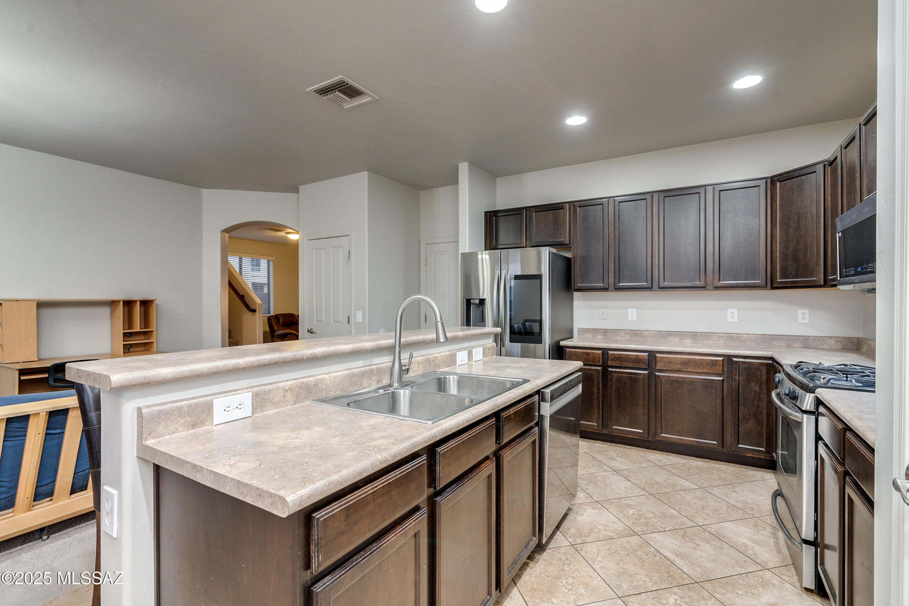 12517 E Red Iron Trail