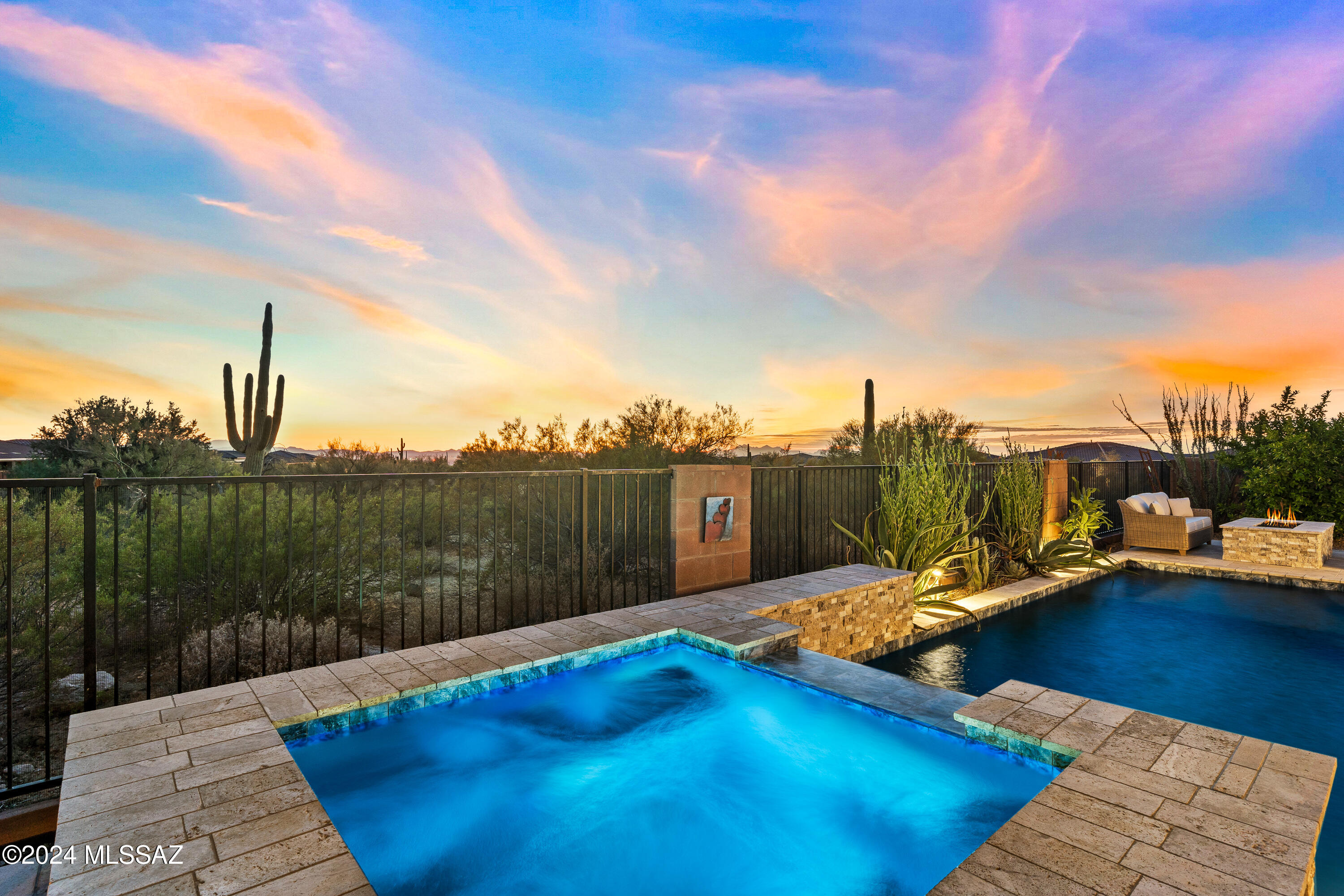 Blue Agave At Dove Mountain - Residential