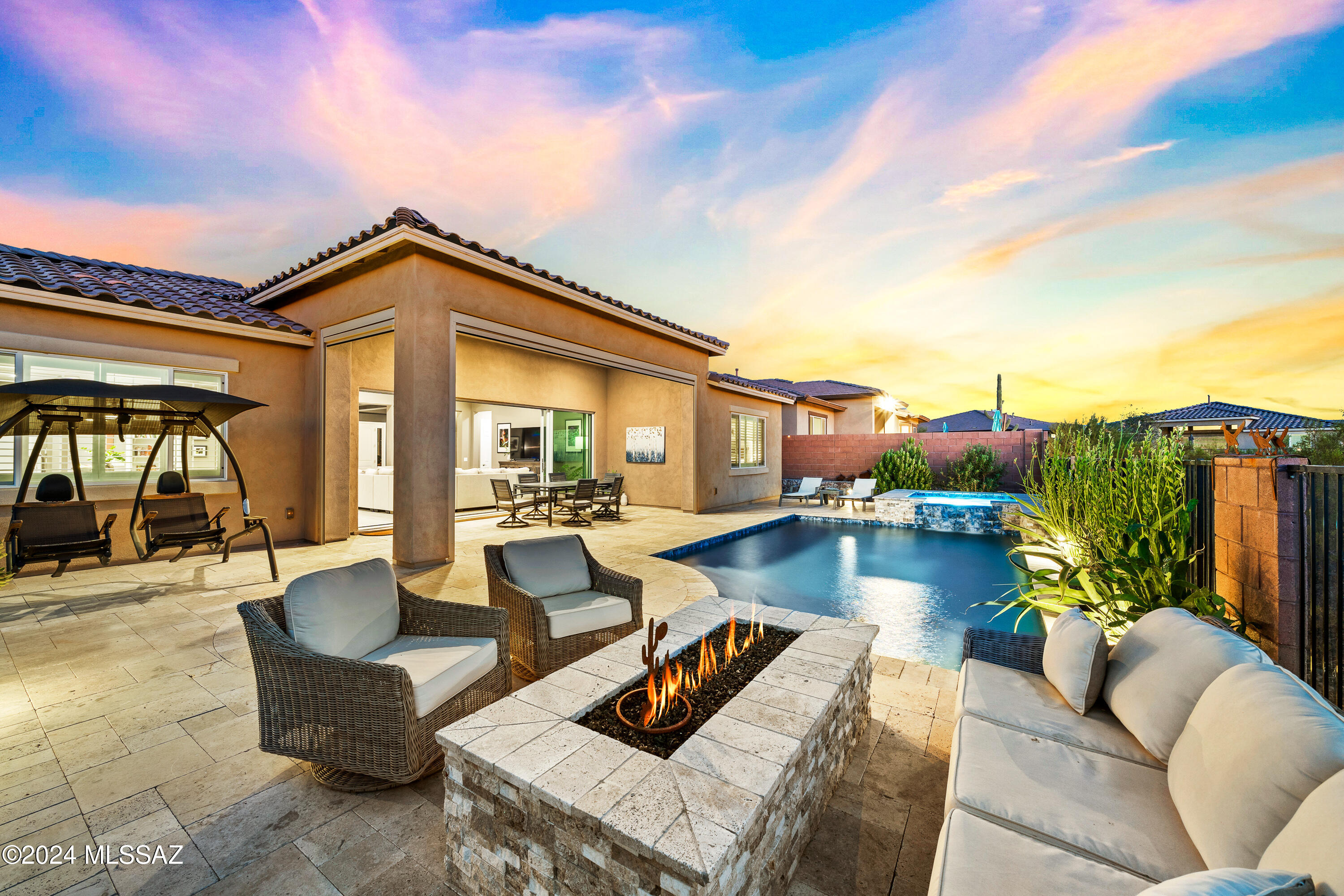 Blue Agave At Dove Mountain - Residential