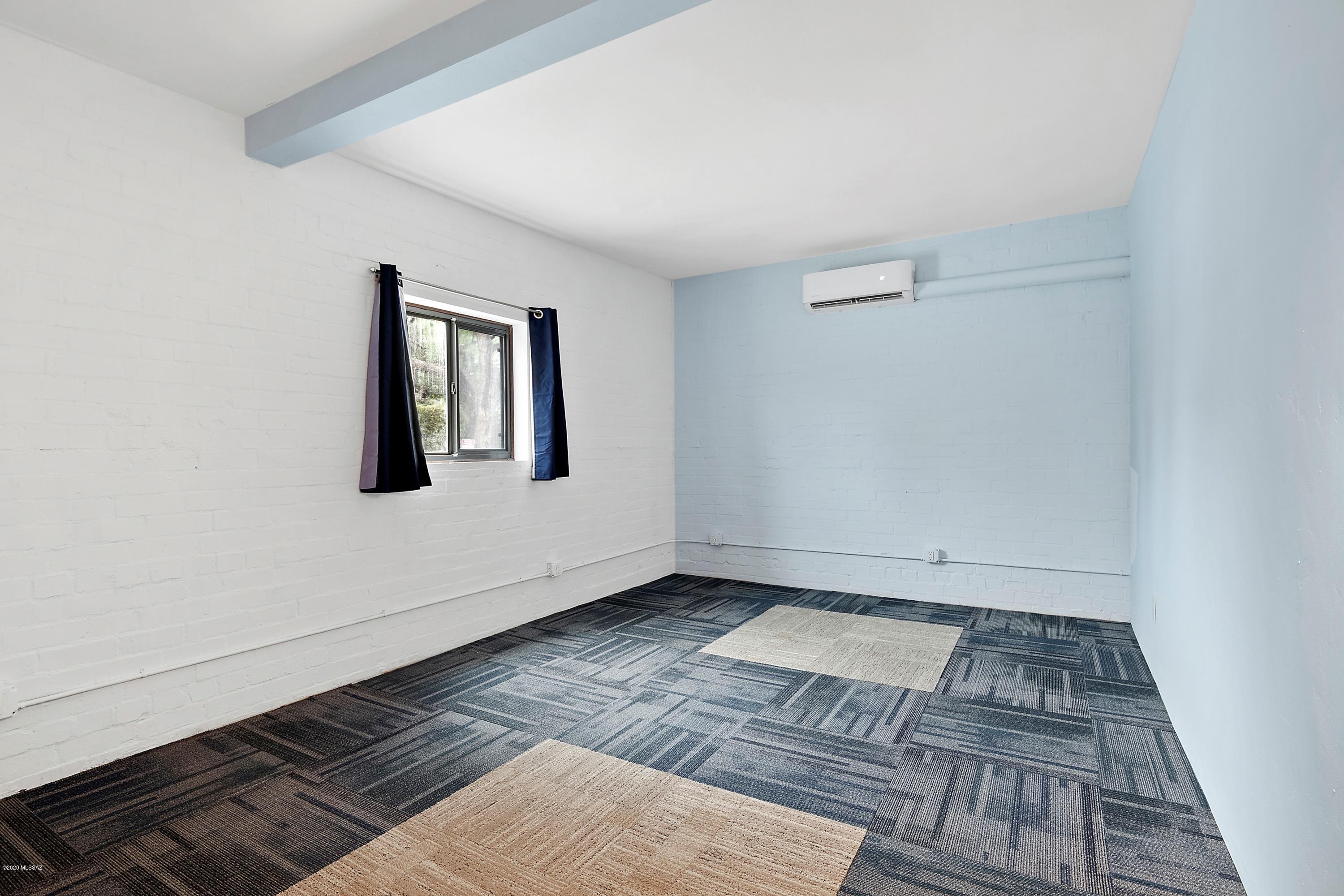 University Home Addition - Residential Lease