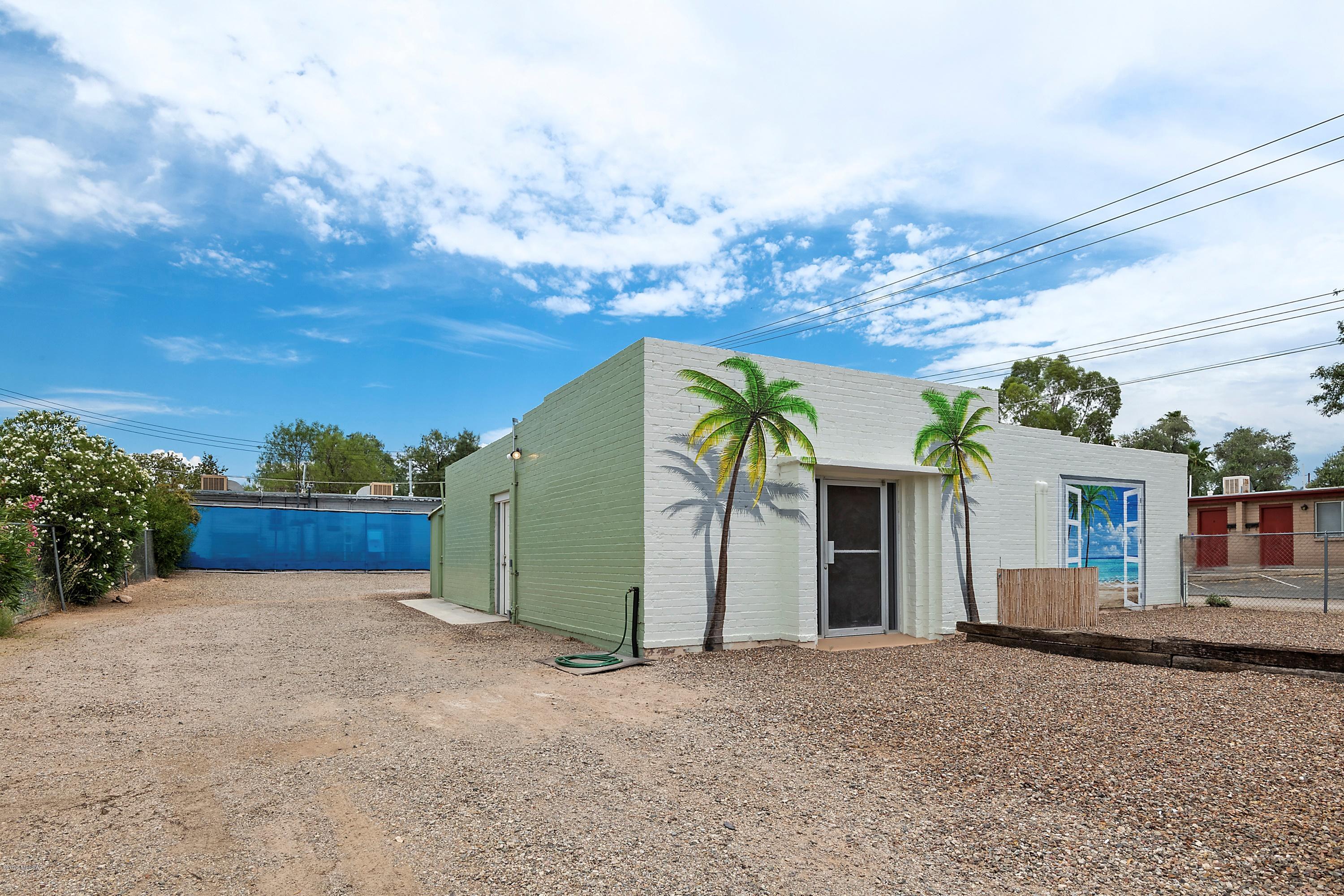 University Home Addition - Residential Lease