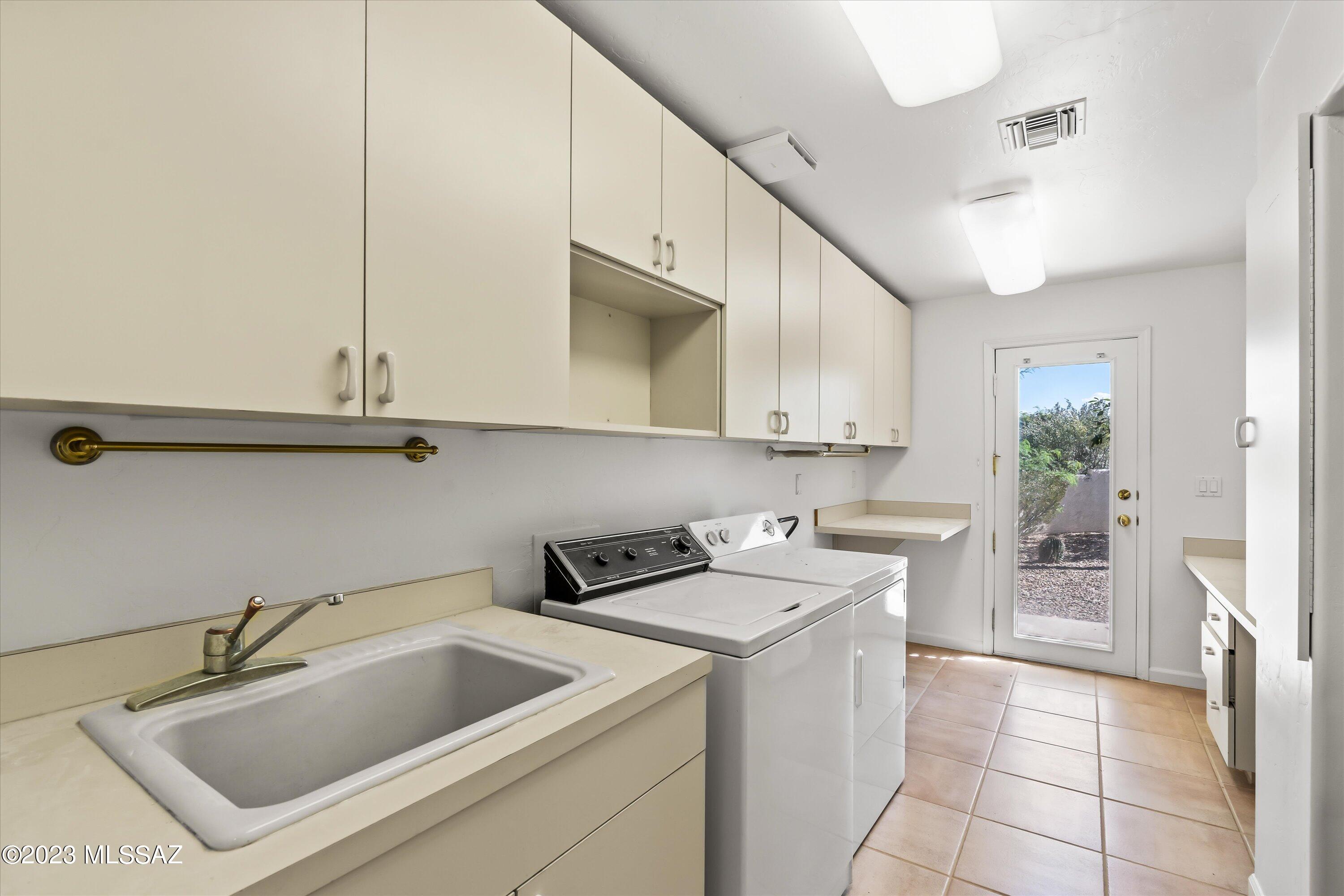 Alta Vista (1-98) - Residential