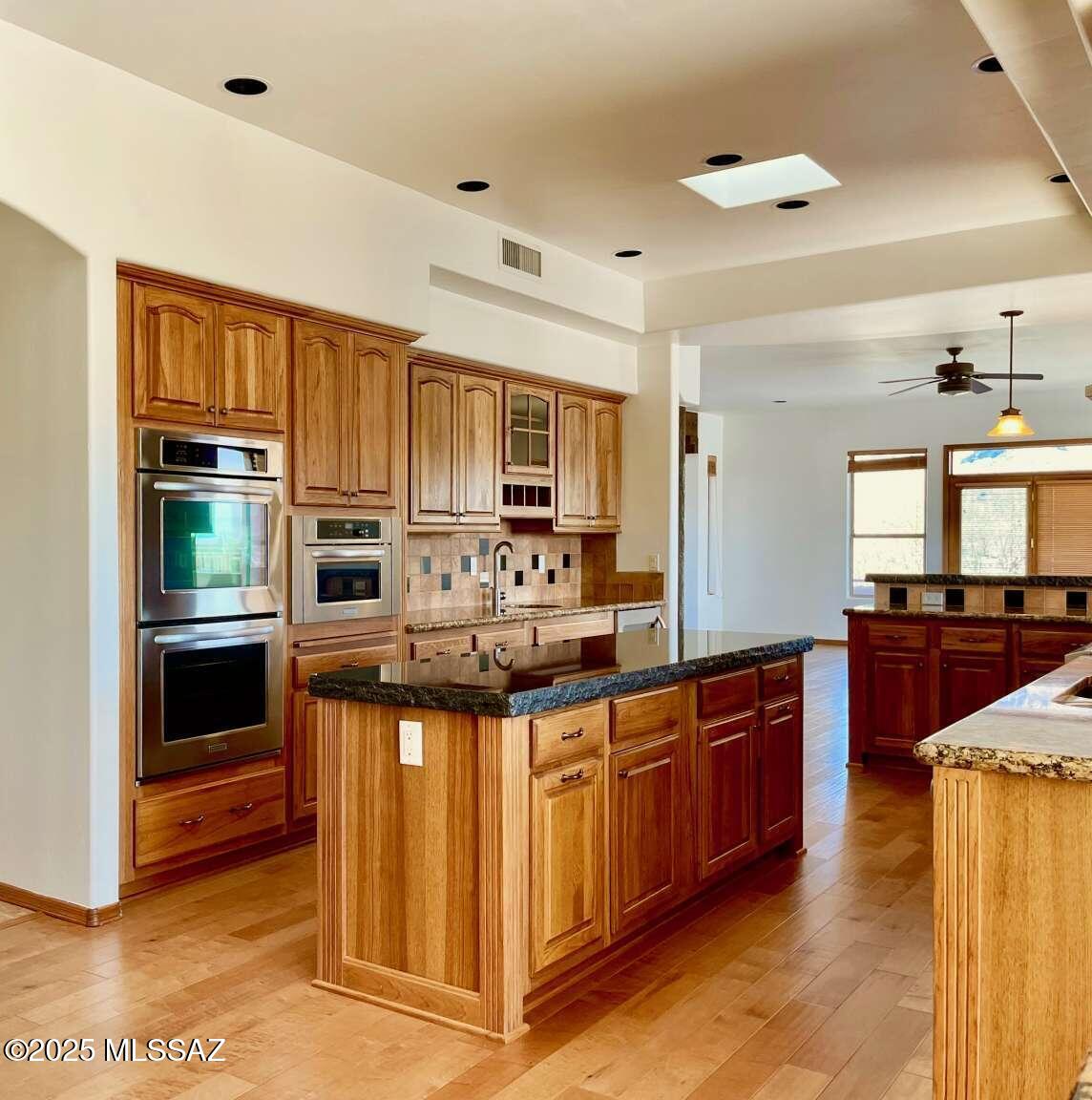 10685 N Summer Moon Place