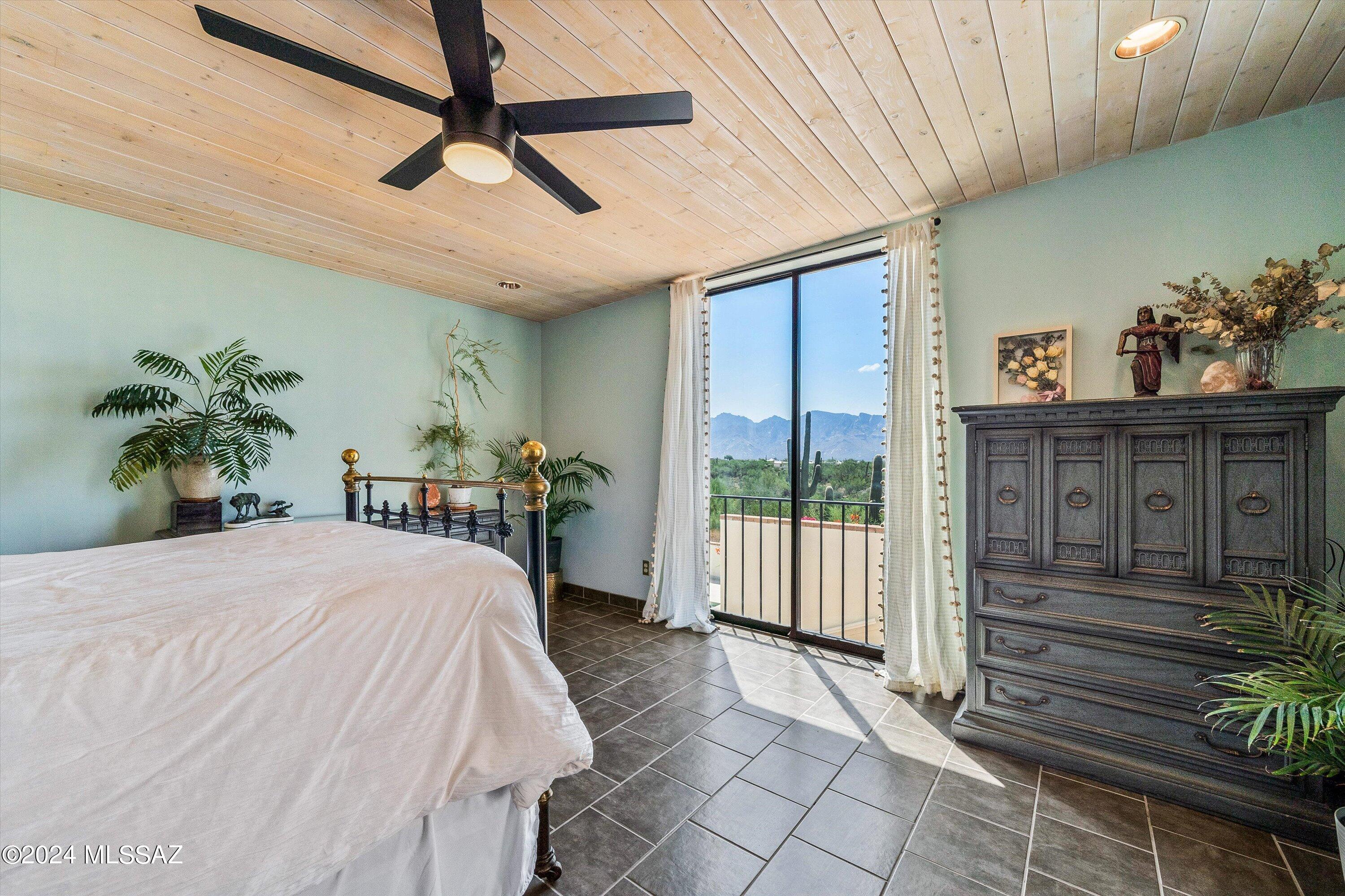 La Cholla Airpark - Residential