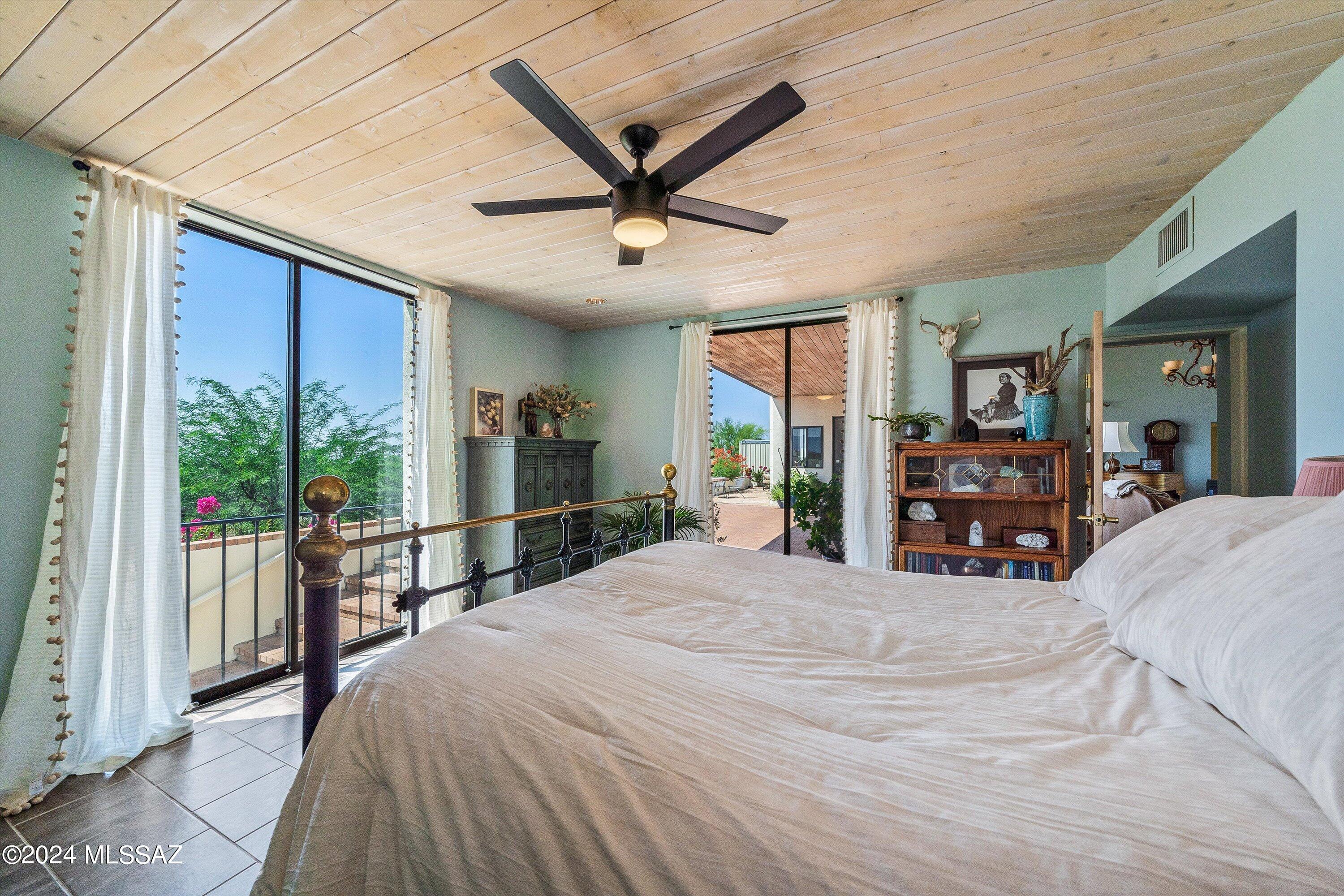 La Cholla Airpark - Residential