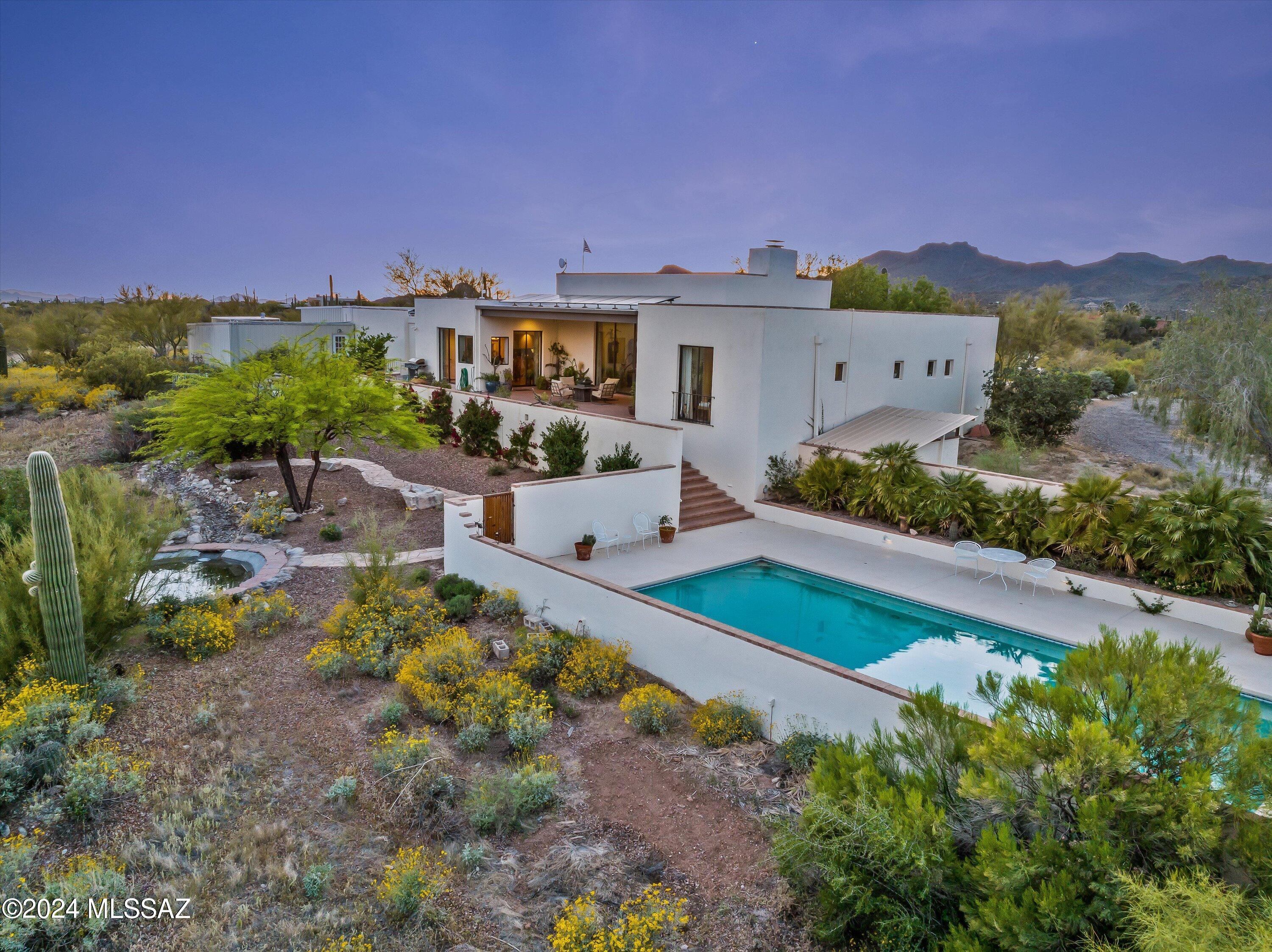 La Cholla Airpark - Residential