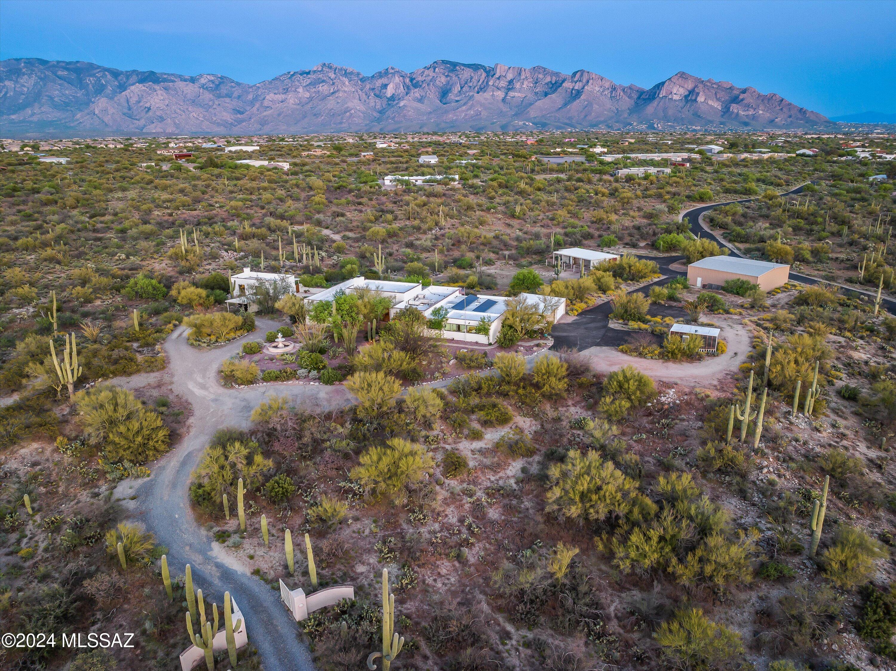 La Cholla Airpark - Residential