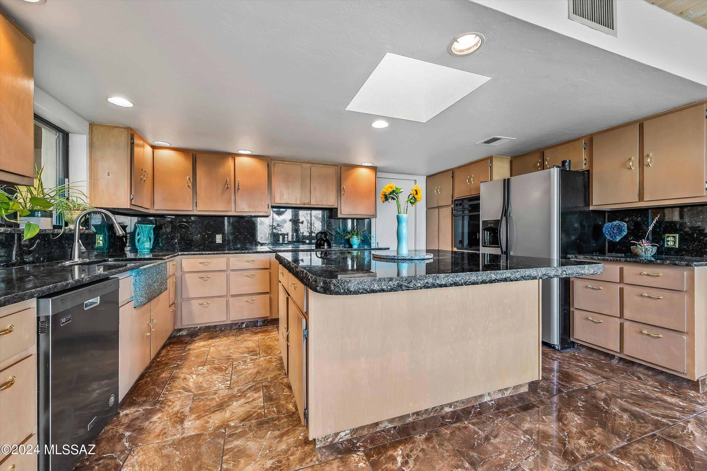 La Cholla Airpark - Residential