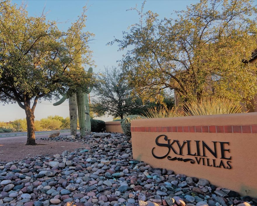 Great opportunity to get into this beautiful, north facing unit with open views of the Catalina Mountains! This one is fully upgraded and close to everything. Only steps away from the fine shops and dining at La Encantada. Here's your chance to own in the Foothills!