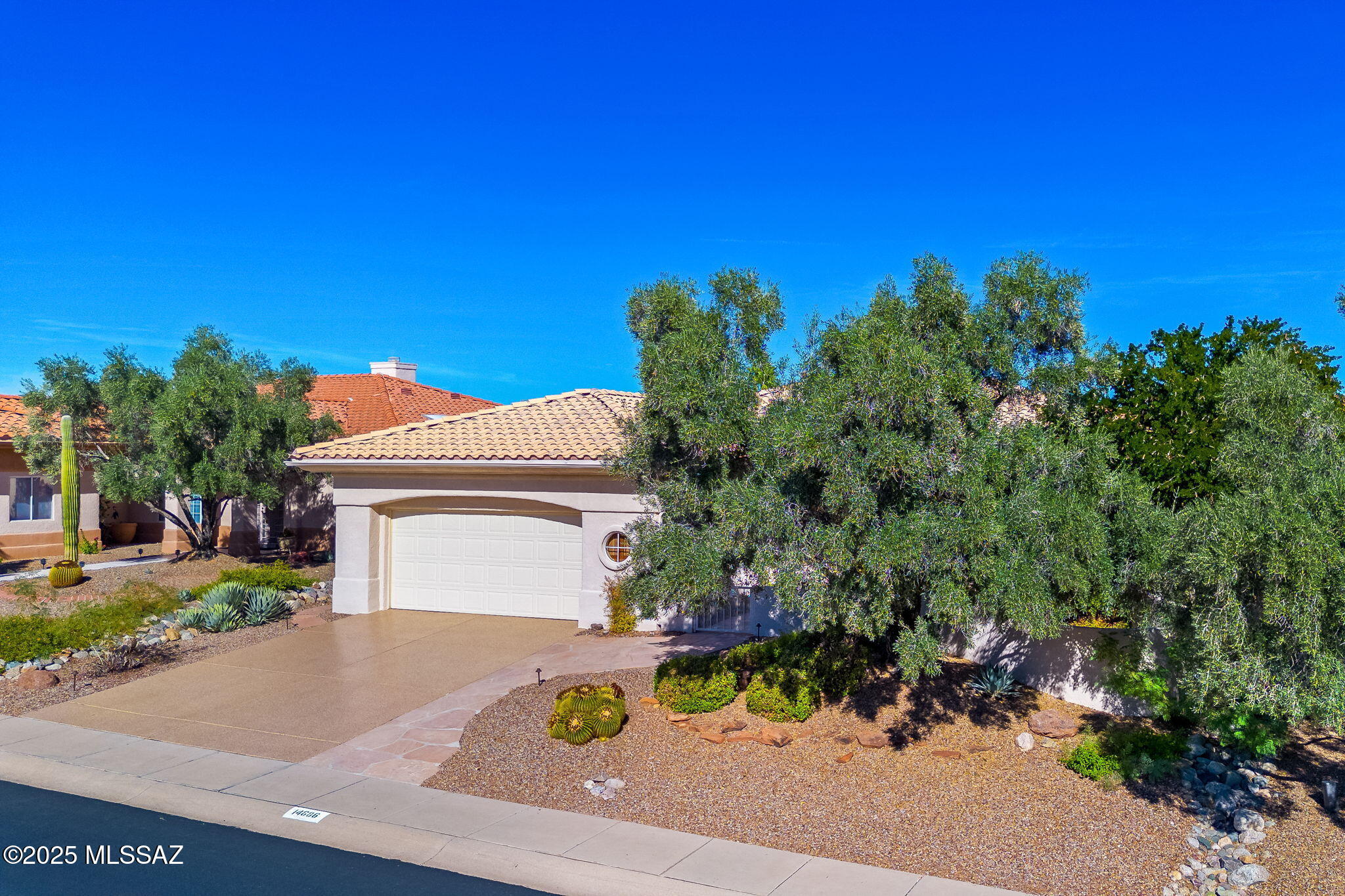 14686 N Lost Arrow Drive