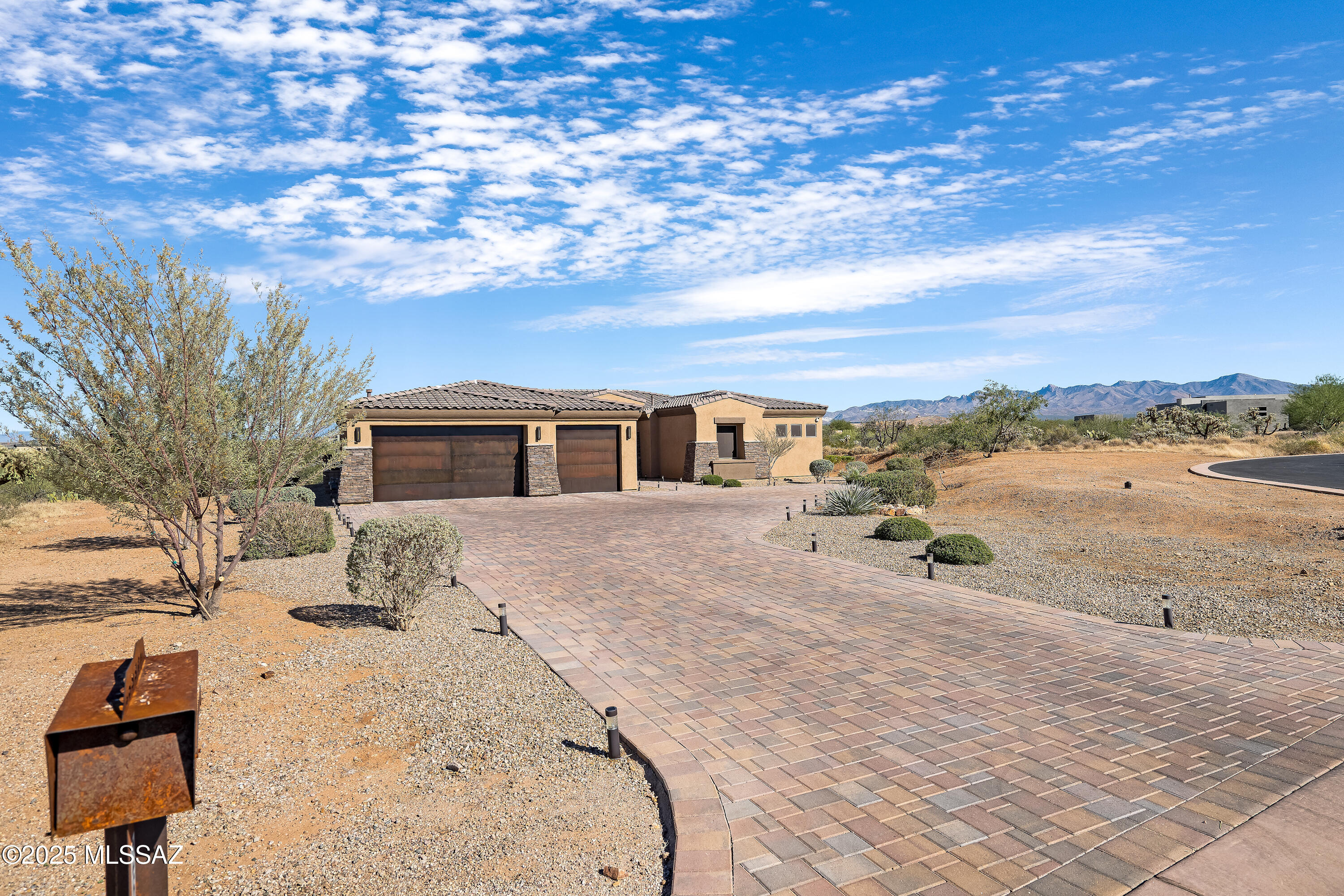 2673 E Homestead Ridge Court