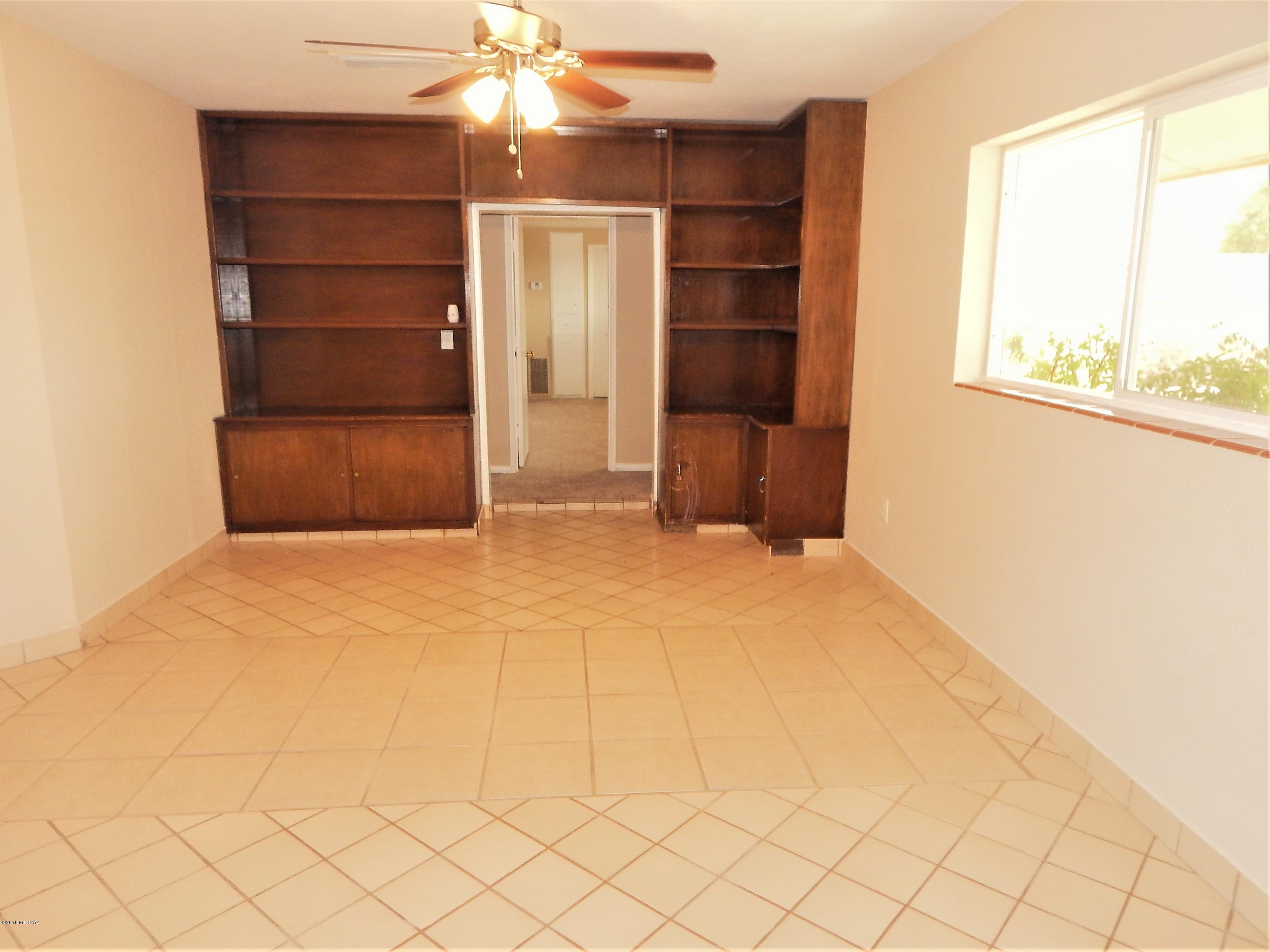 Lobo Loma Estates - Residential