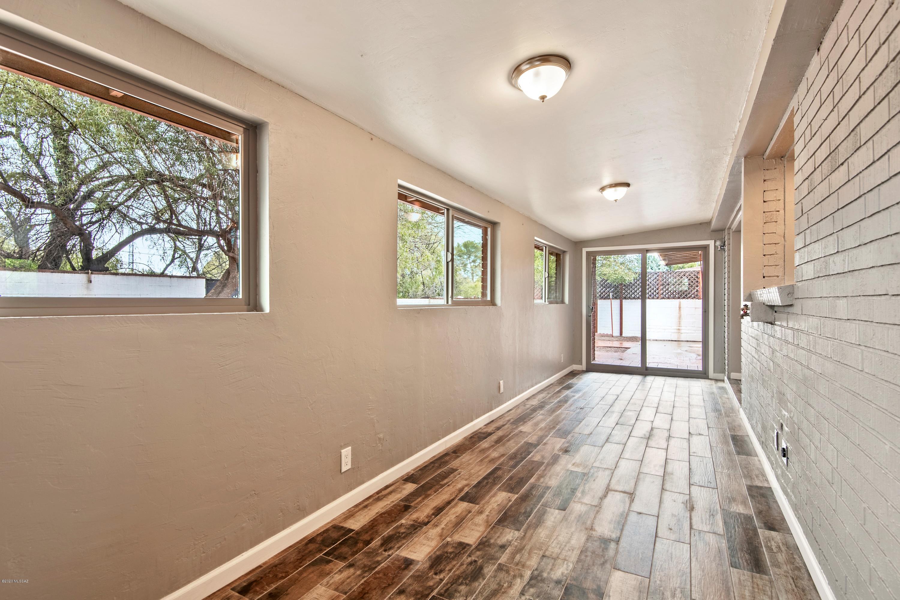 Thunderbird Heights - Residential