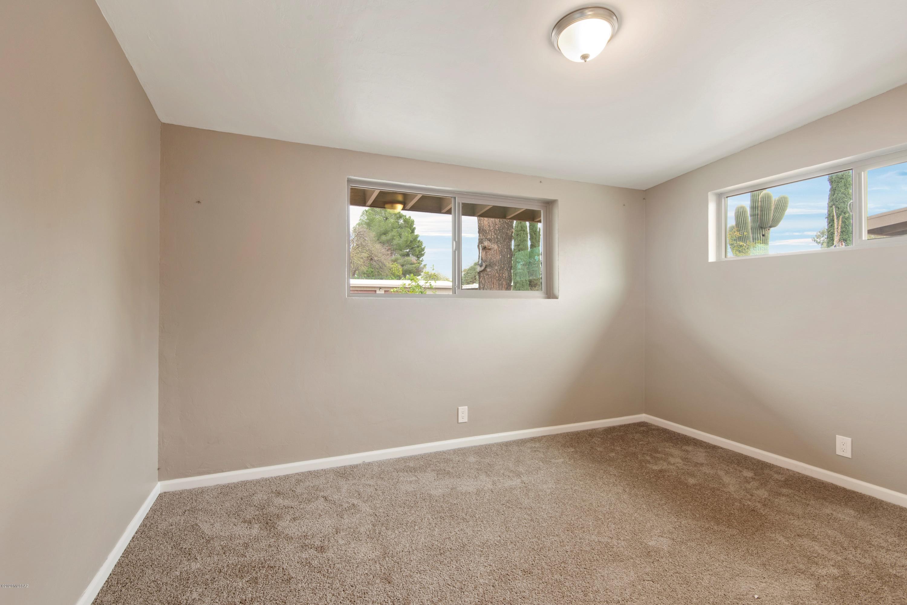 Thunderbird Heights - Residential
