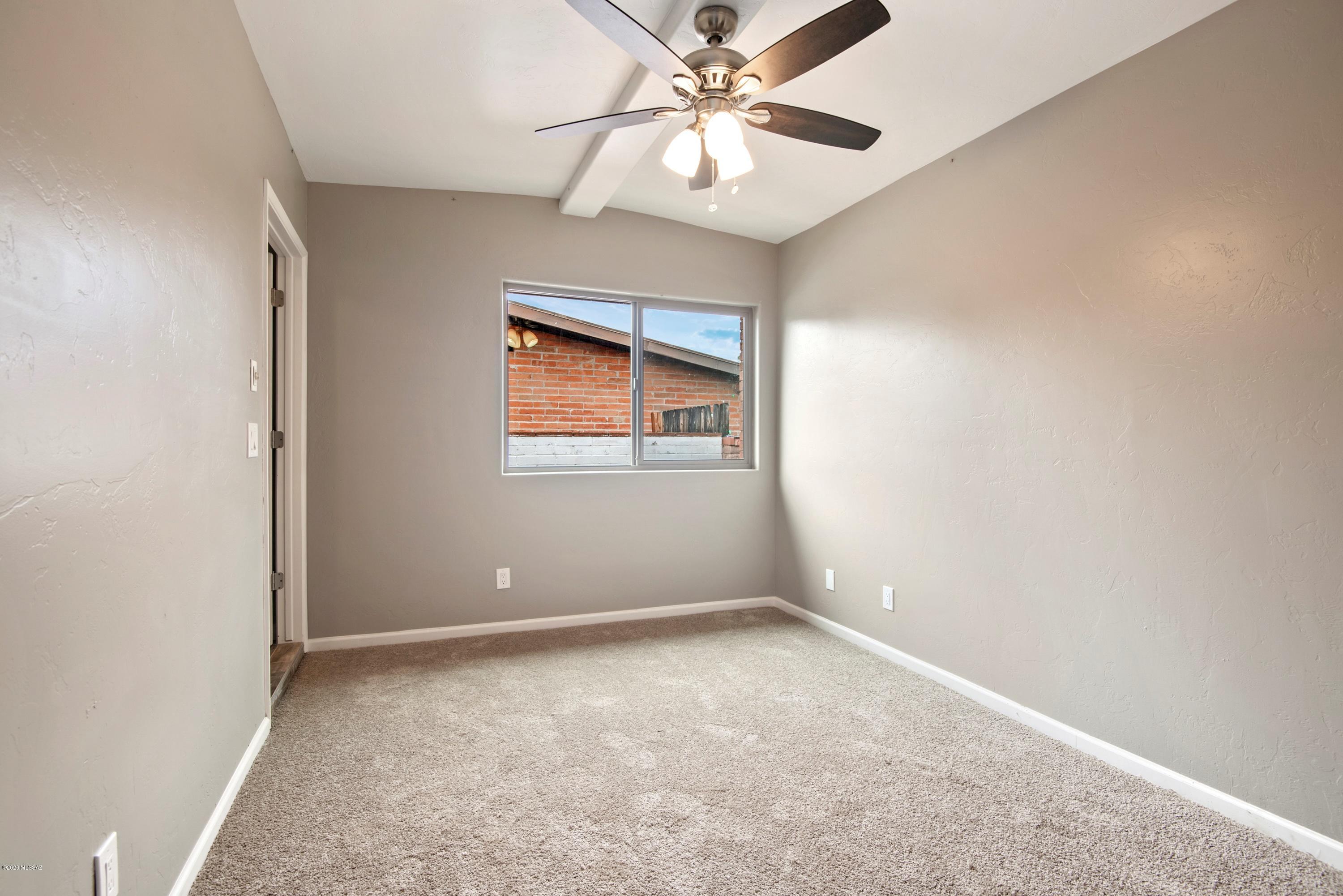 Thunderbird Heights - Residential