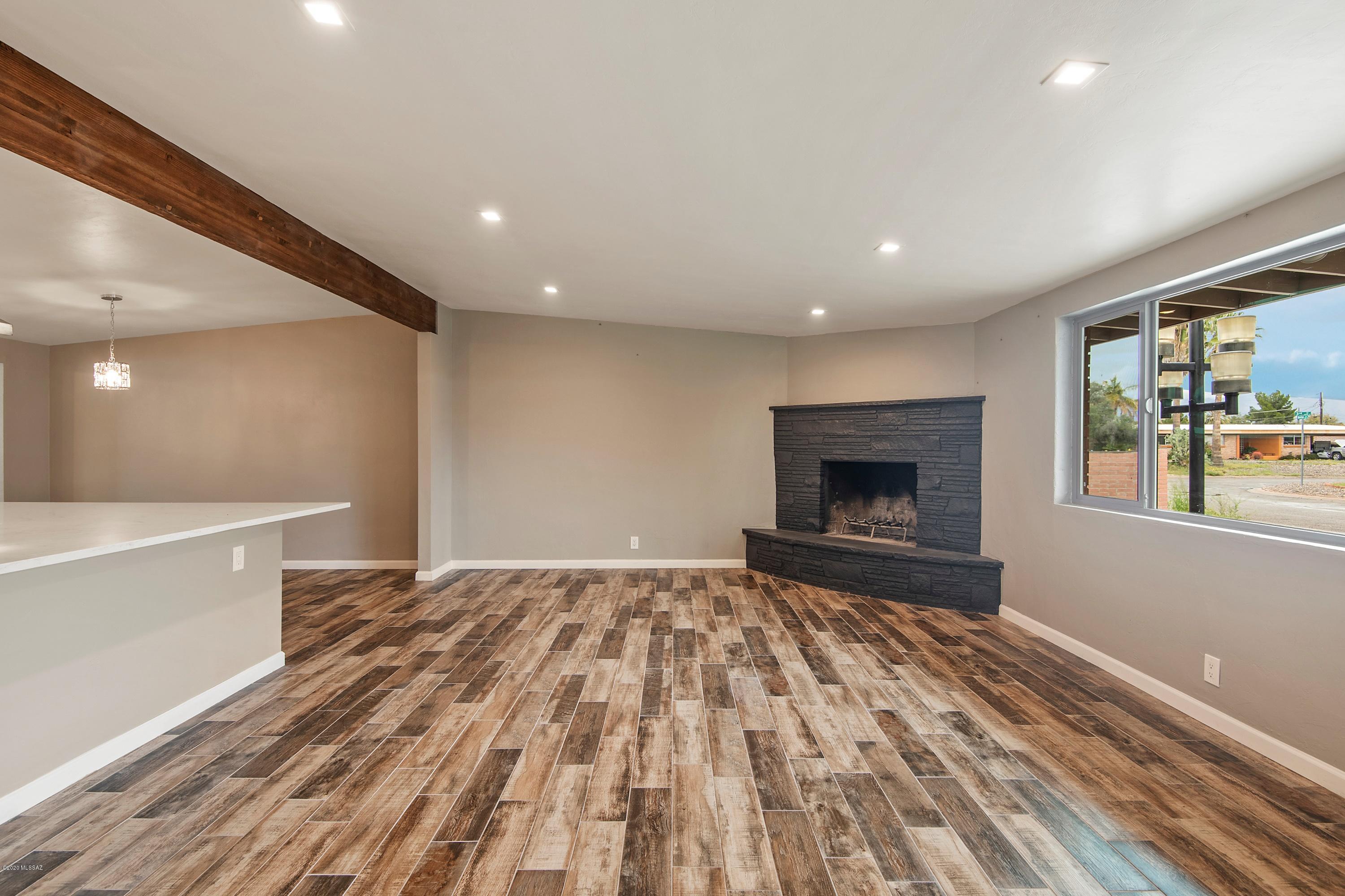 Thunderbird Heights - Residential