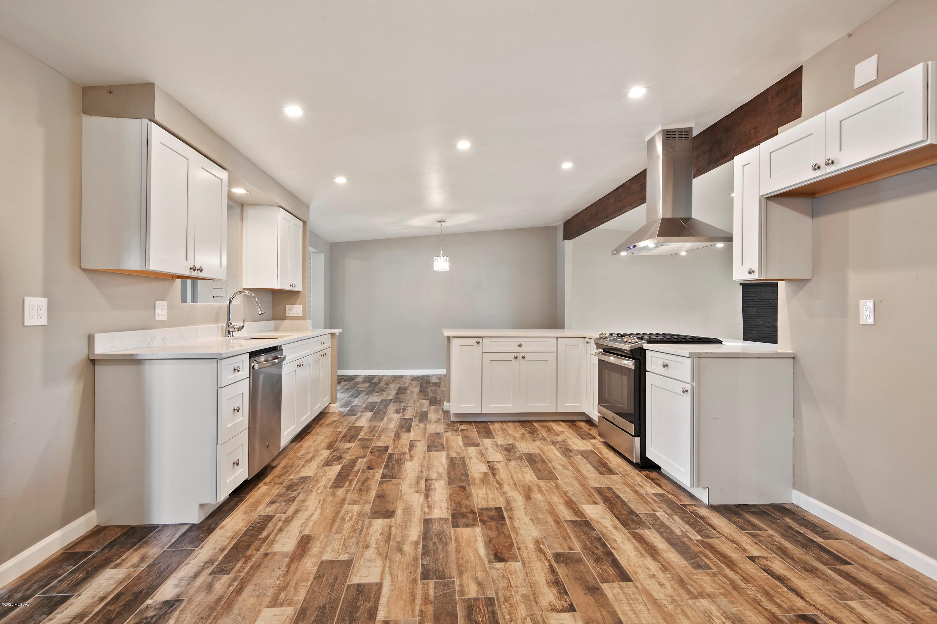 Thunderbird Heights - Residential