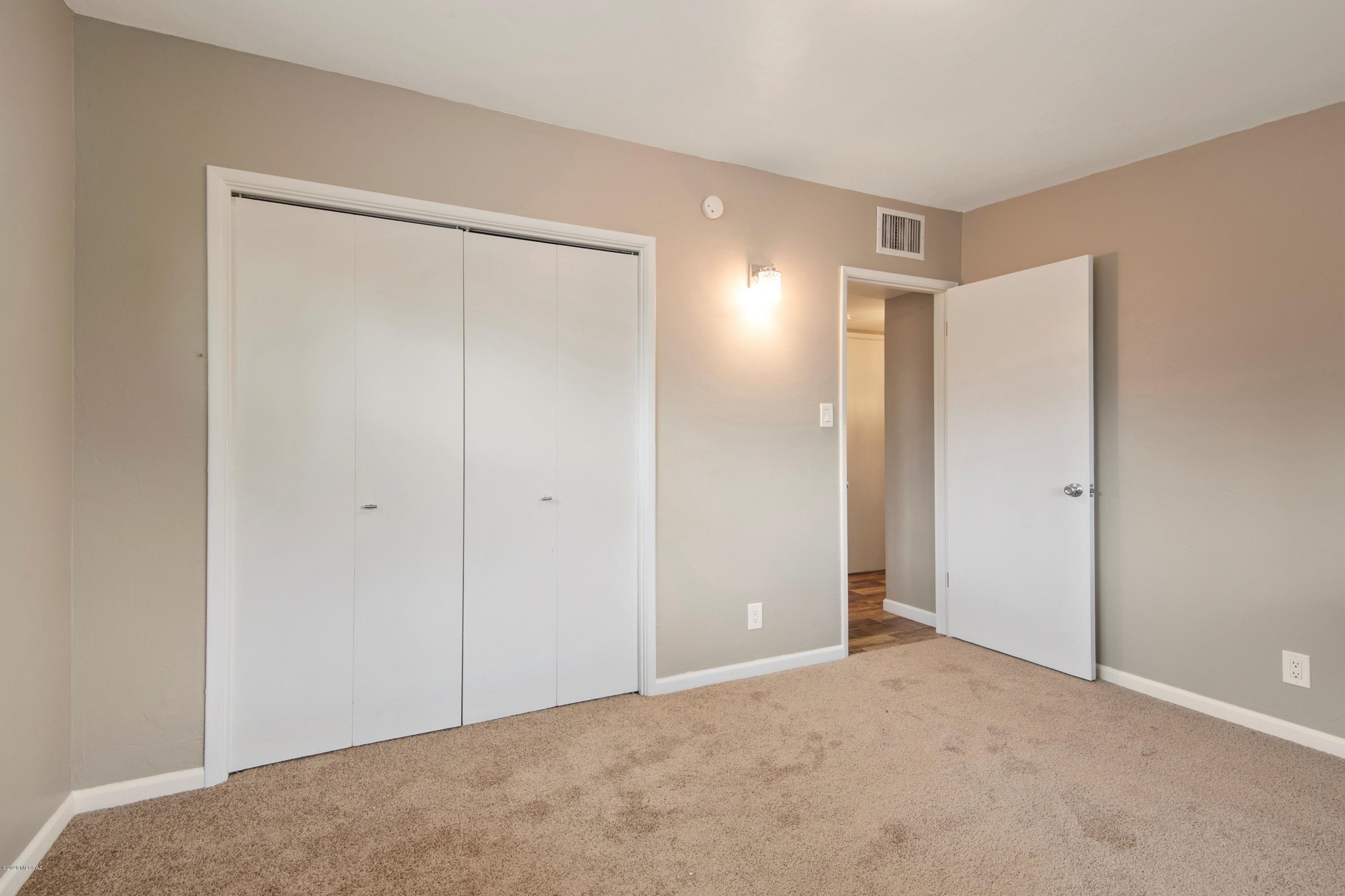 Thunderbird Heights - Residential