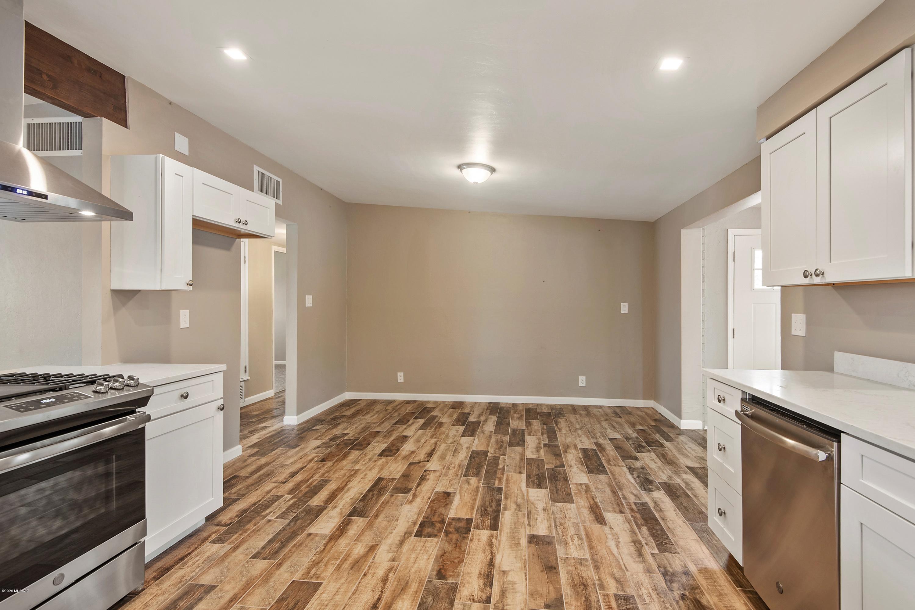 Thunderbird Heights - Residential