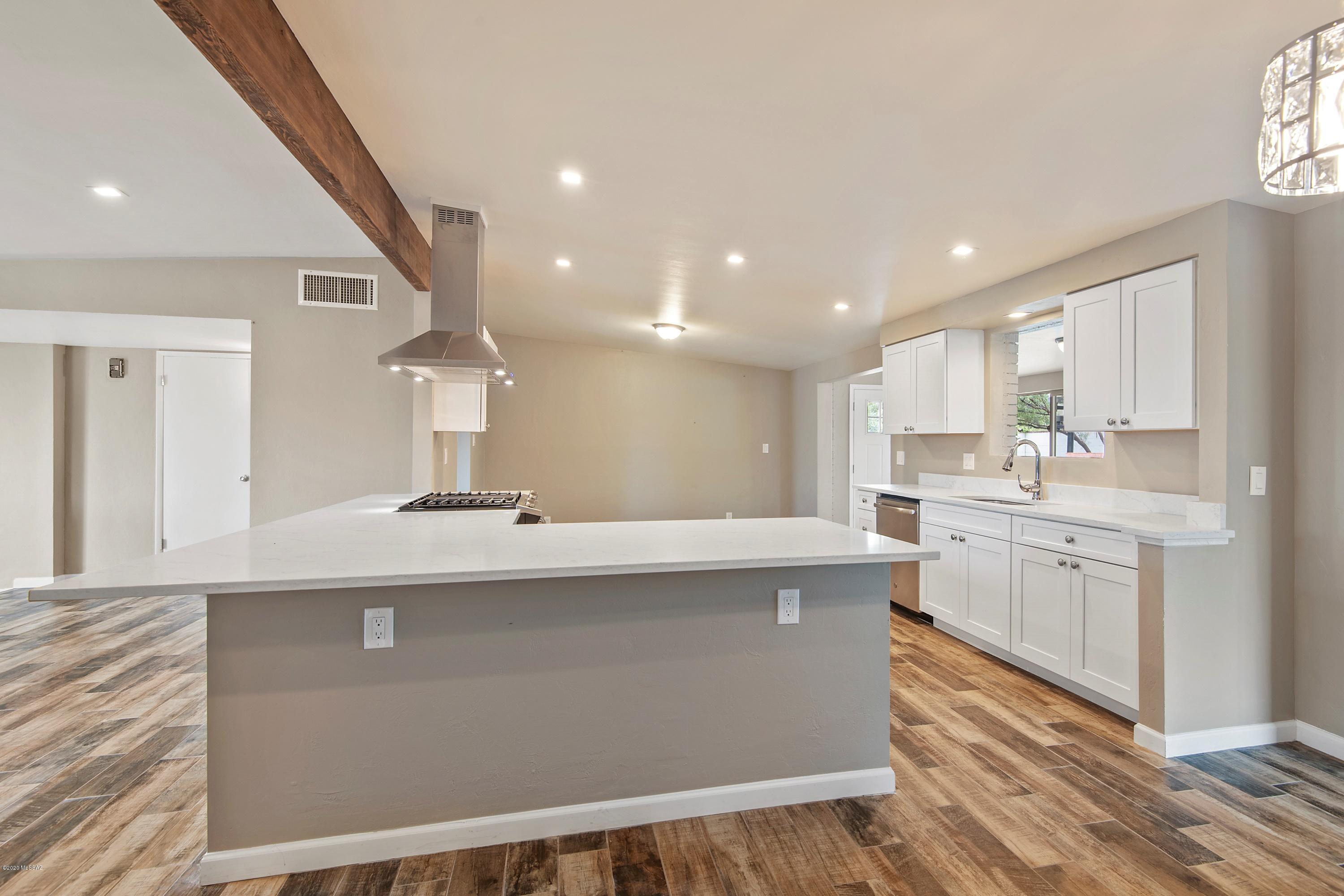 Thunderbird Heights - Residential