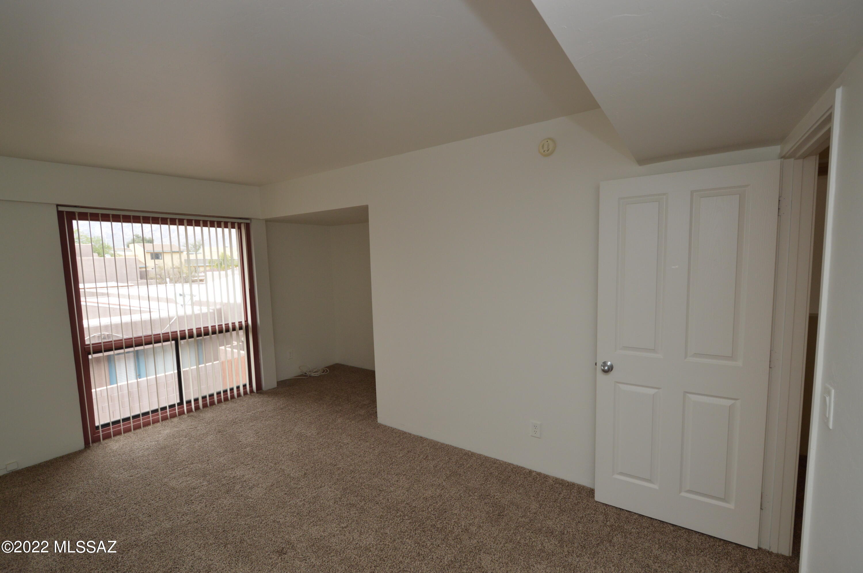 Country Club At The River (1-32) - Residential Lease