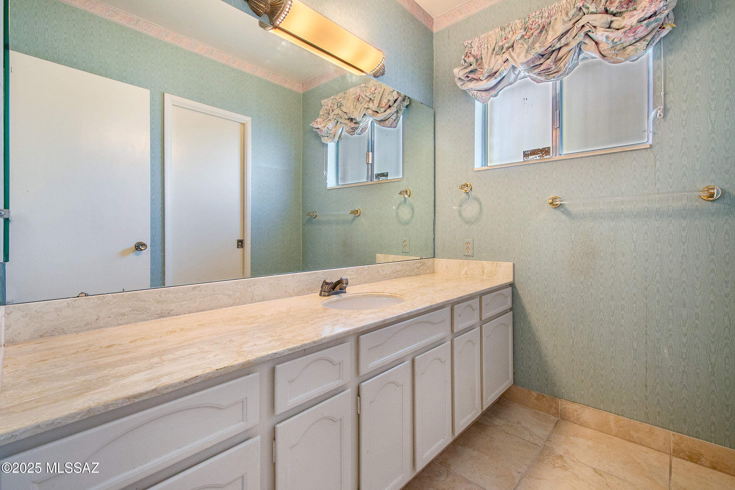 Country Club Estates NO. 3 (1-25) - Residential