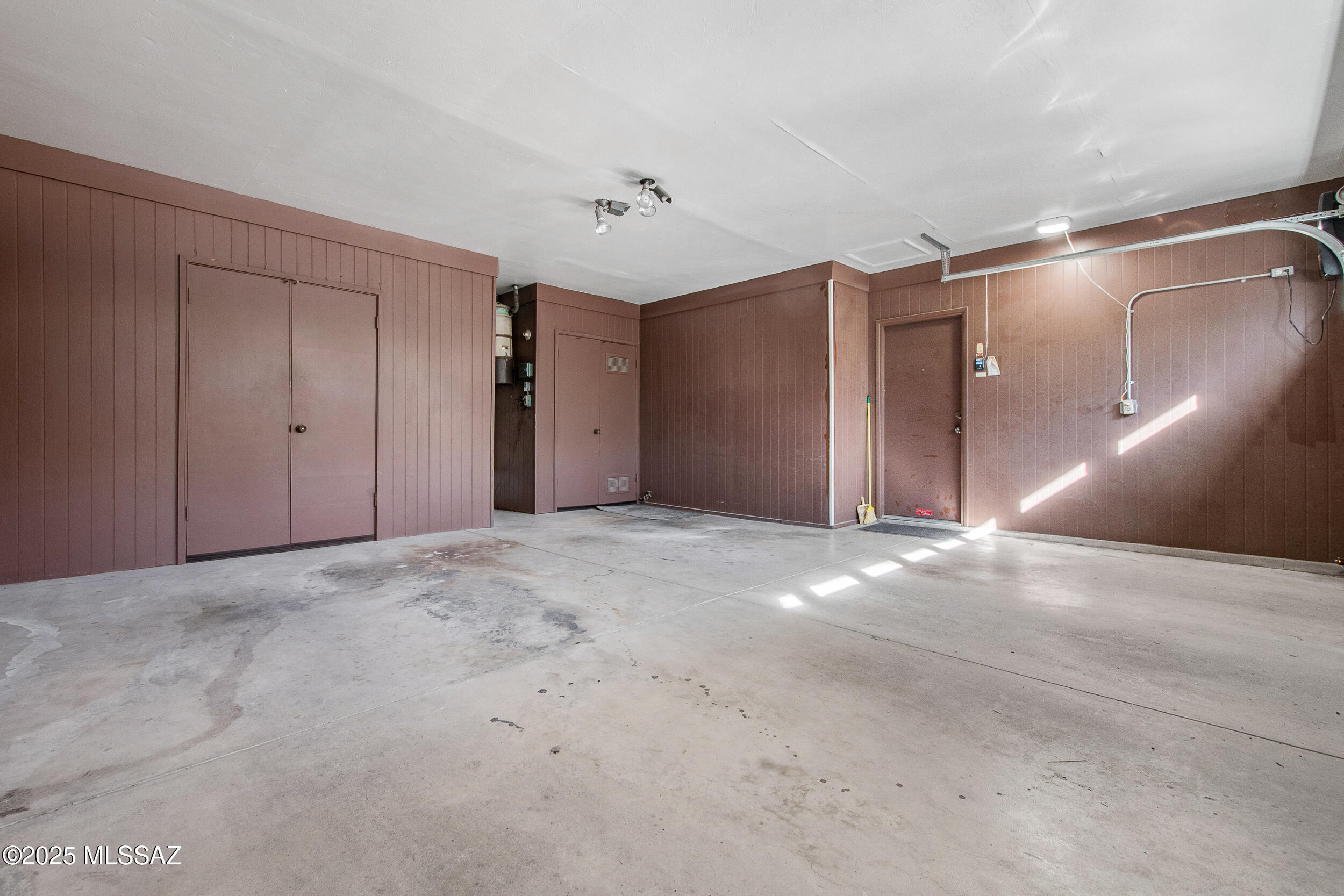 Country Club Estates NO. 3 (1-25) - Residential