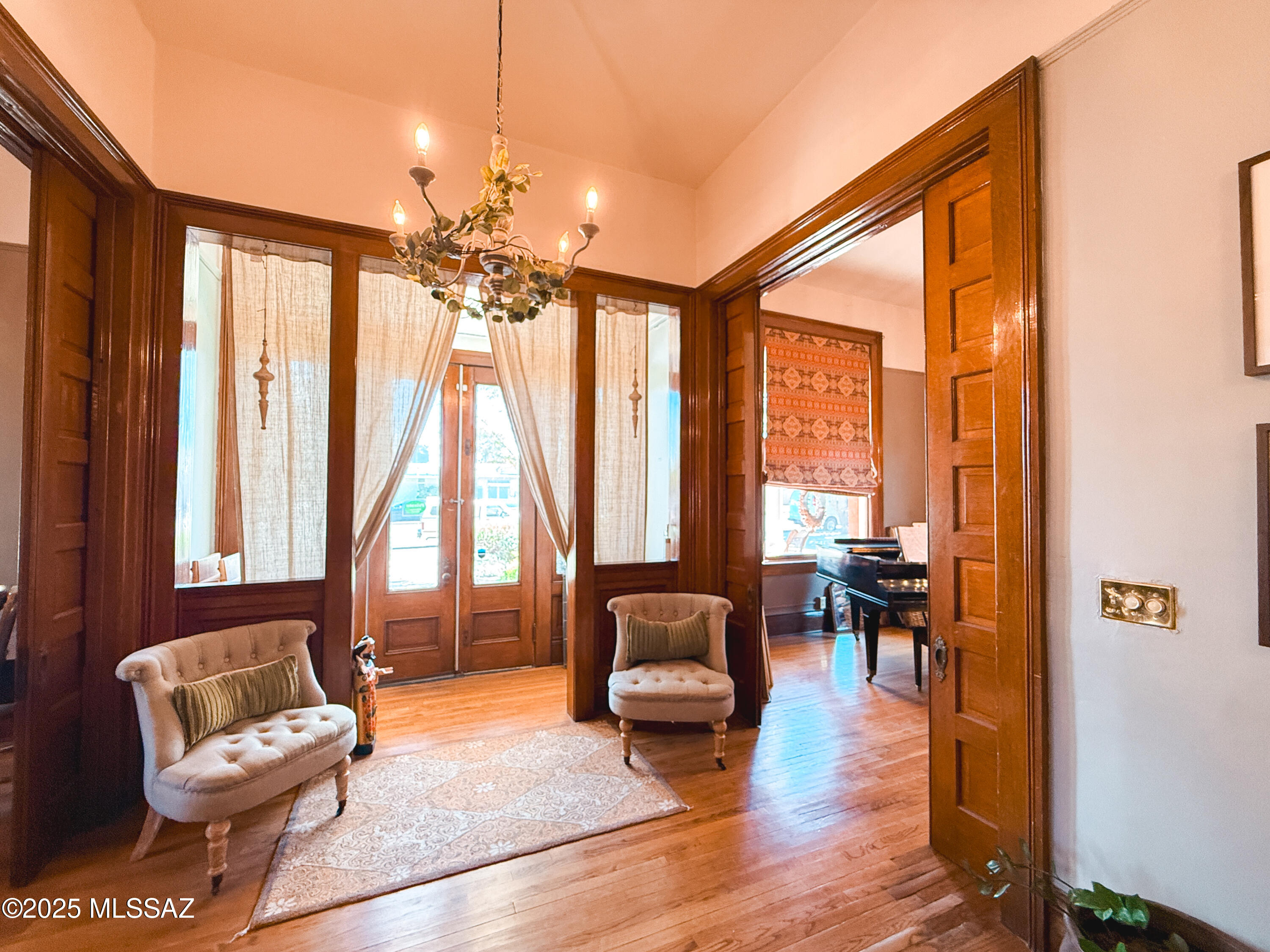 1104 S Central Avenue