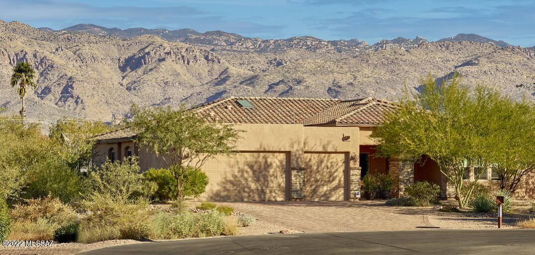 Tanque Verde Village NO. 2 (1-11) - Residential