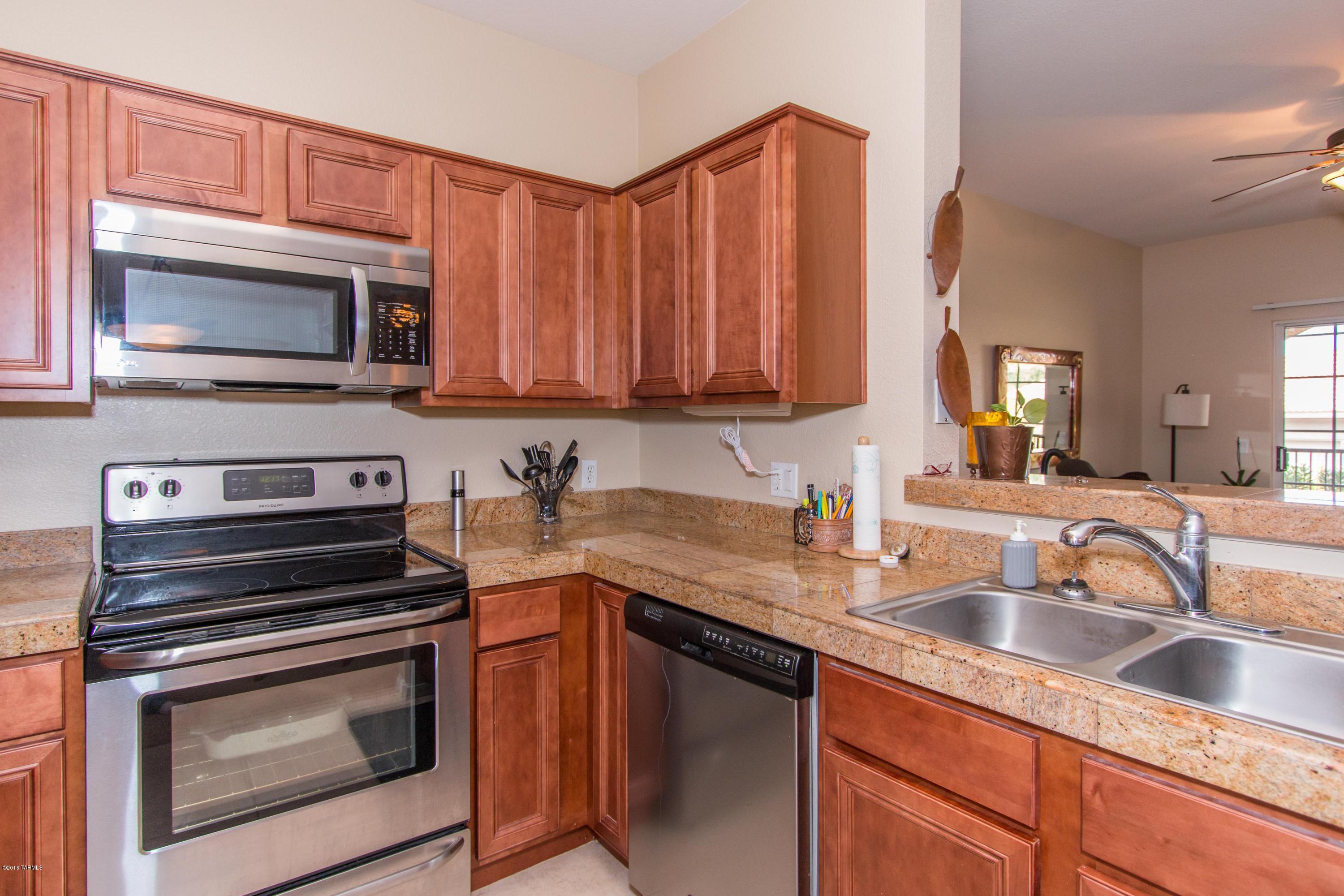 The Boulders at La Reserve Condominiums - Residential