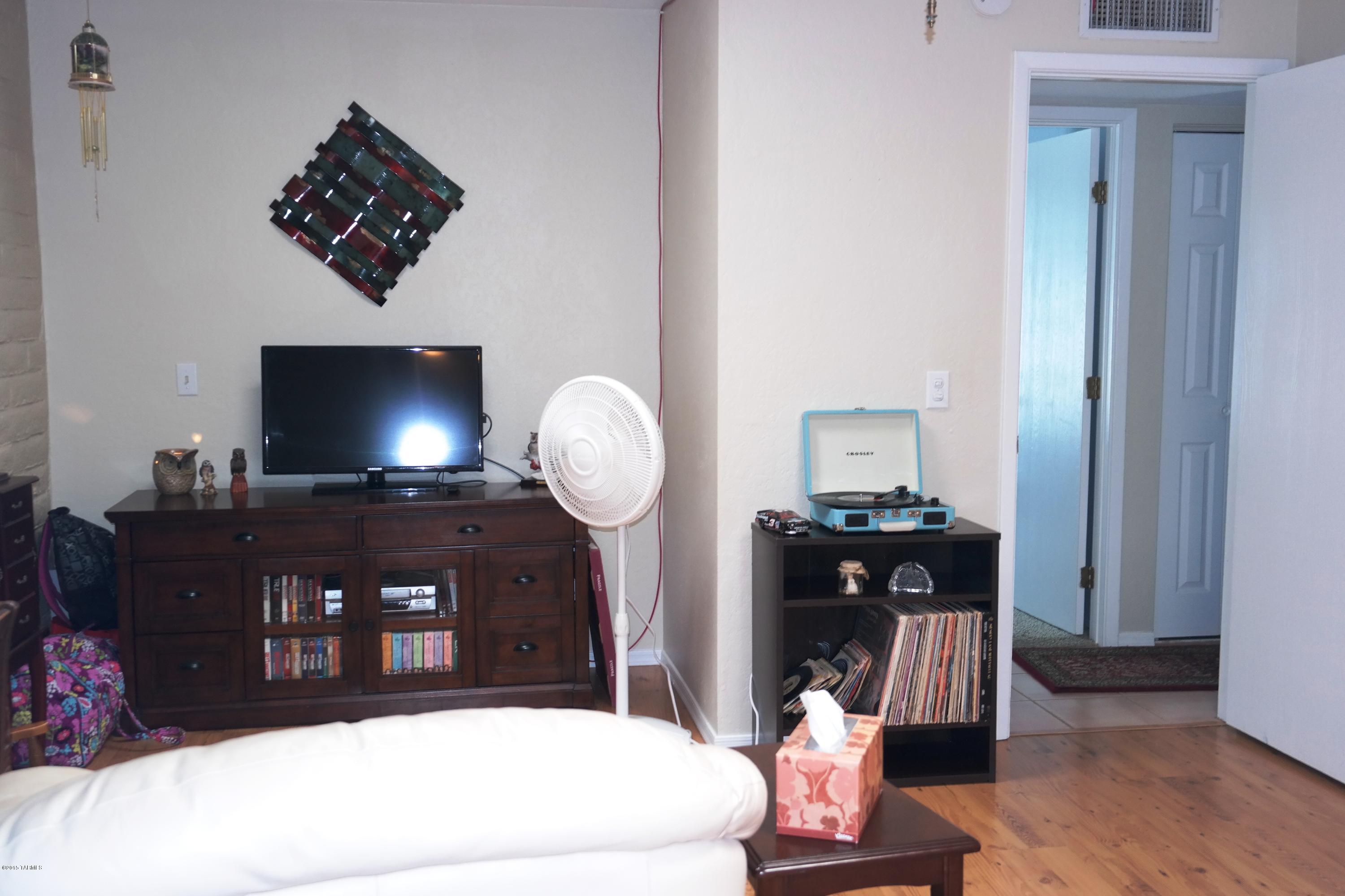 Rancho Del Este (1-128) - Residential