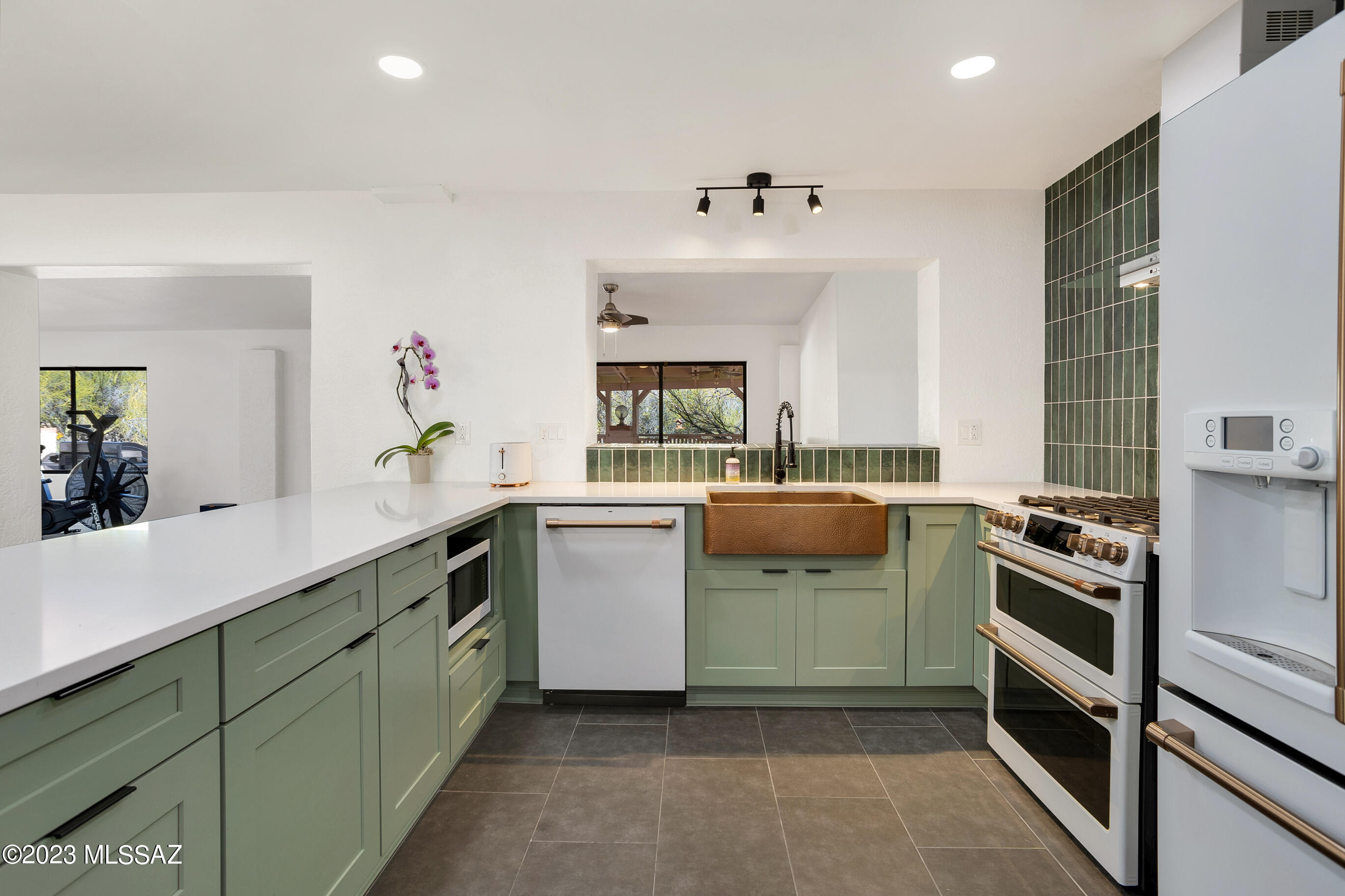 Heatherwood Hills (1-72) - Residential