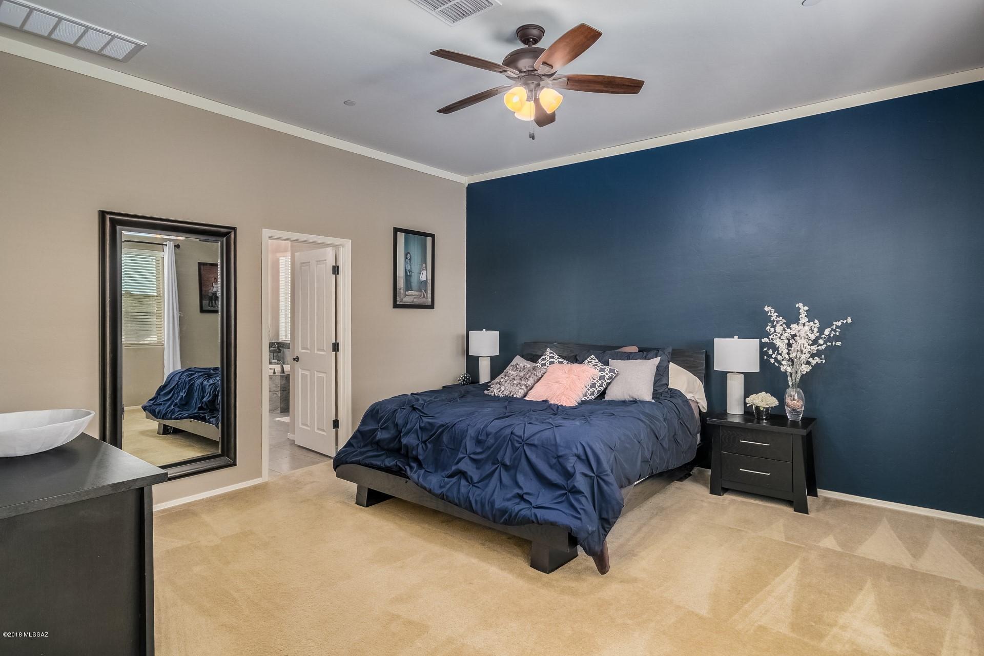 Silverbell West R-10 SQ20140800103 - Residential