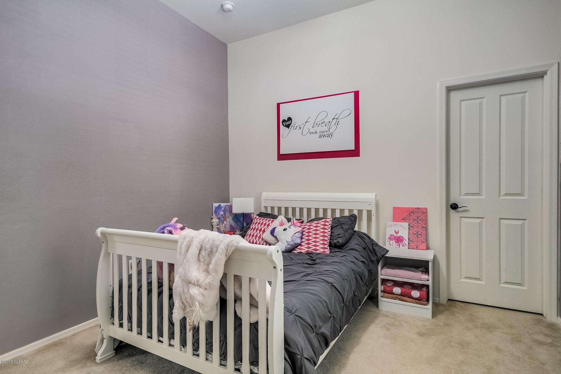 Silverbell West R-10 SQ20140800103 - Residential