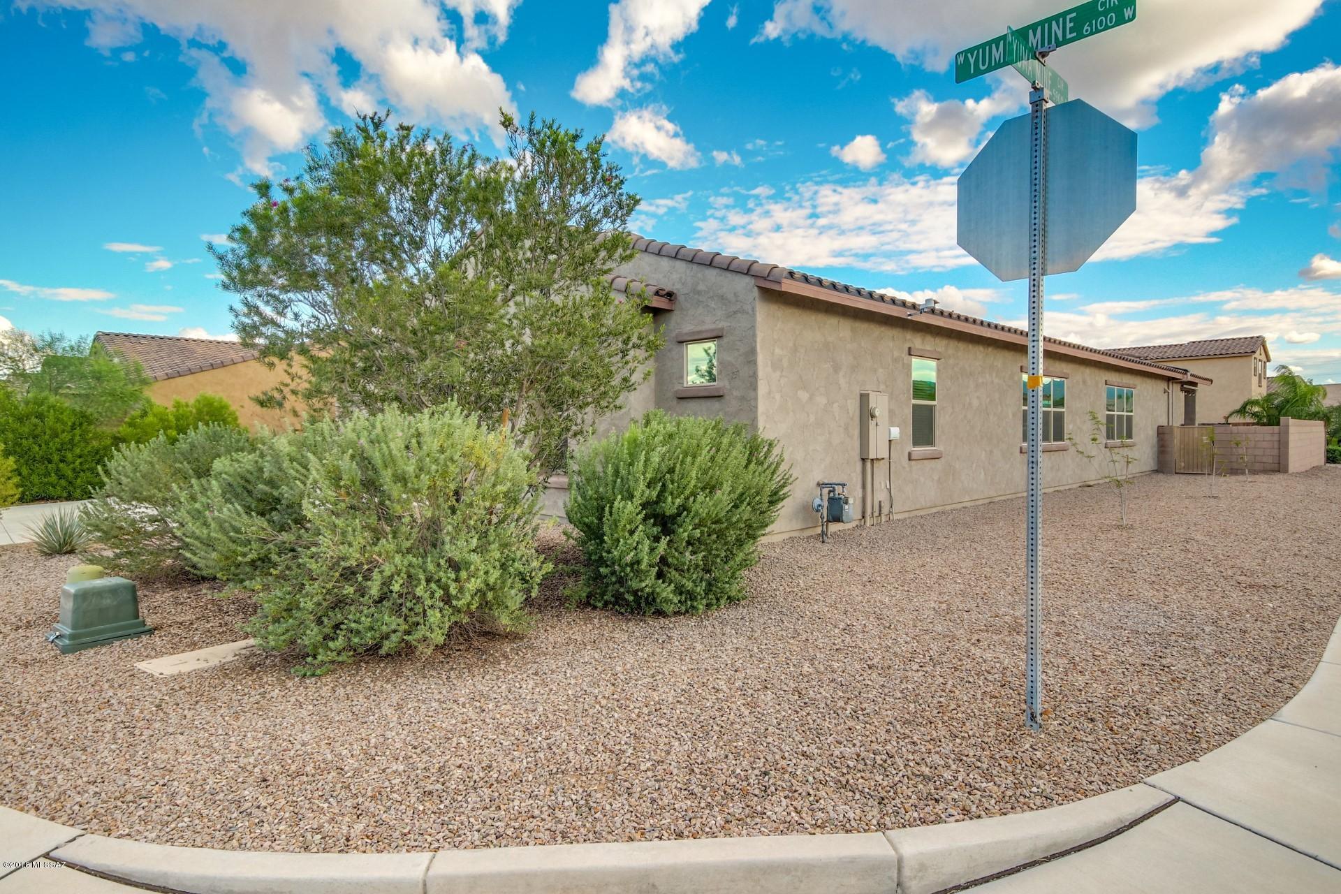 Silverbell West R-10 SQ20140800103 - Residential