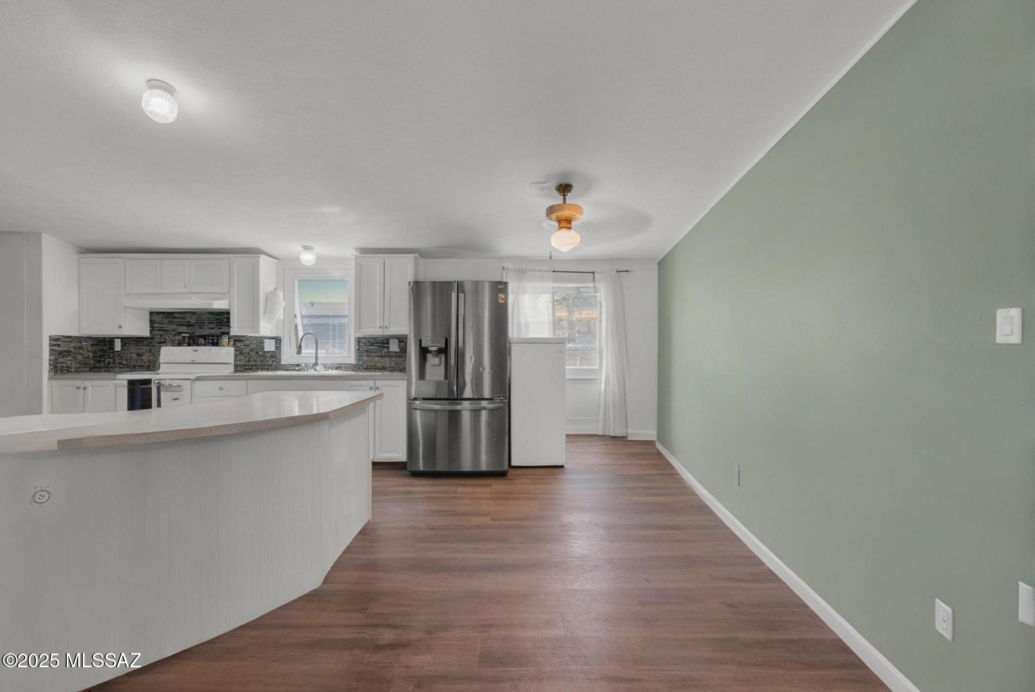 Country Club Terrace (1-108) - Residential