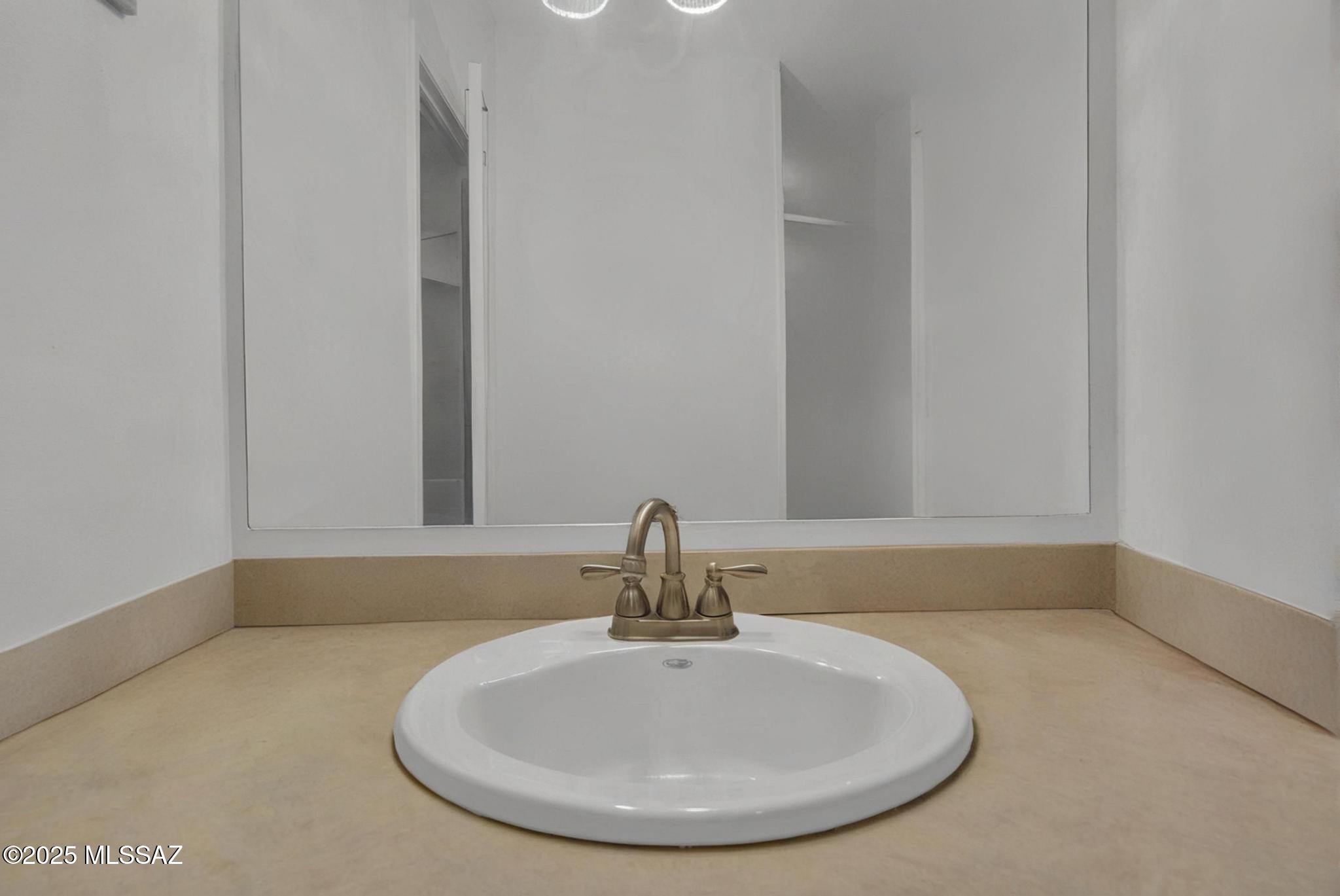 Country Club Terrace (1-108) - Residential