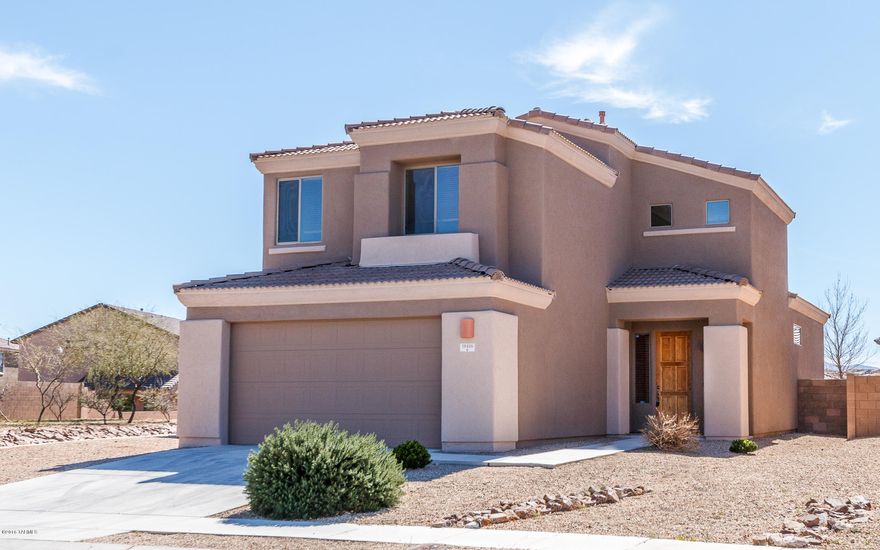 Very nice 3 bedroom with 4th bedroom option in Rancho Del Lago.  This 2 story home is loaded with upgrades and shows very well.  One of the few 3 car garages in the immediate subdivision and includes a large yard with some grass and Mountain views.