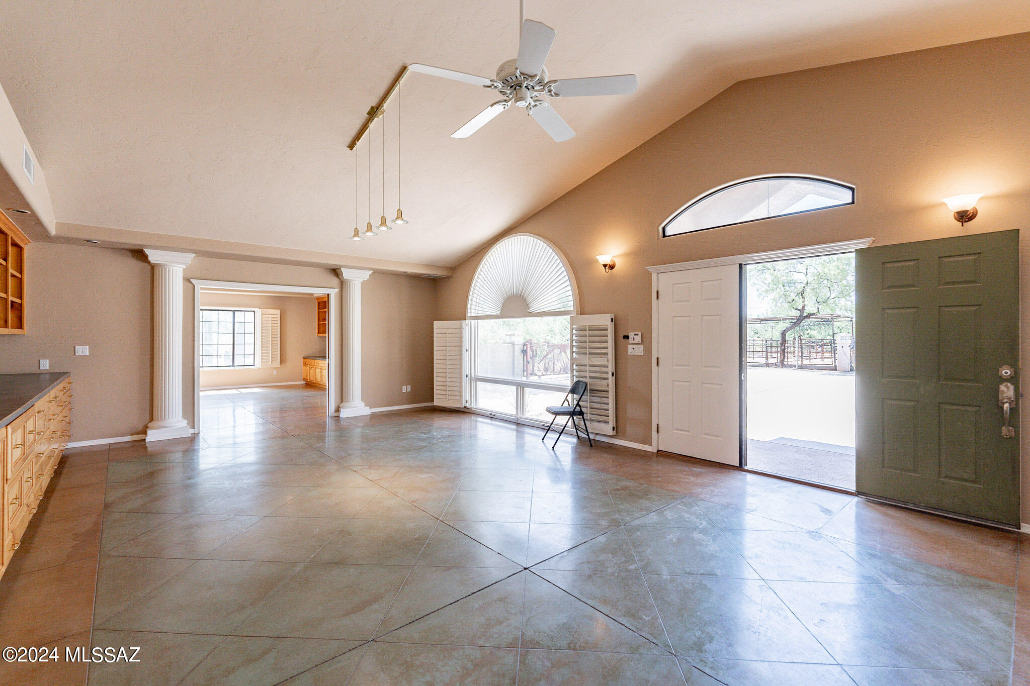 Las Colinas Encantadas (1-5) - Residential