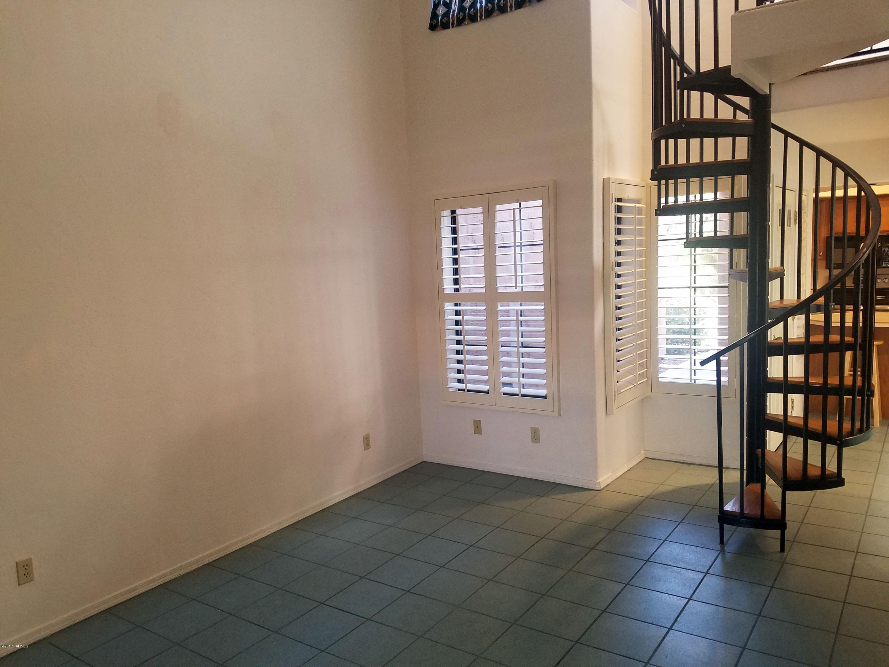 Ventana De Sabino North (1-127) - Residential
