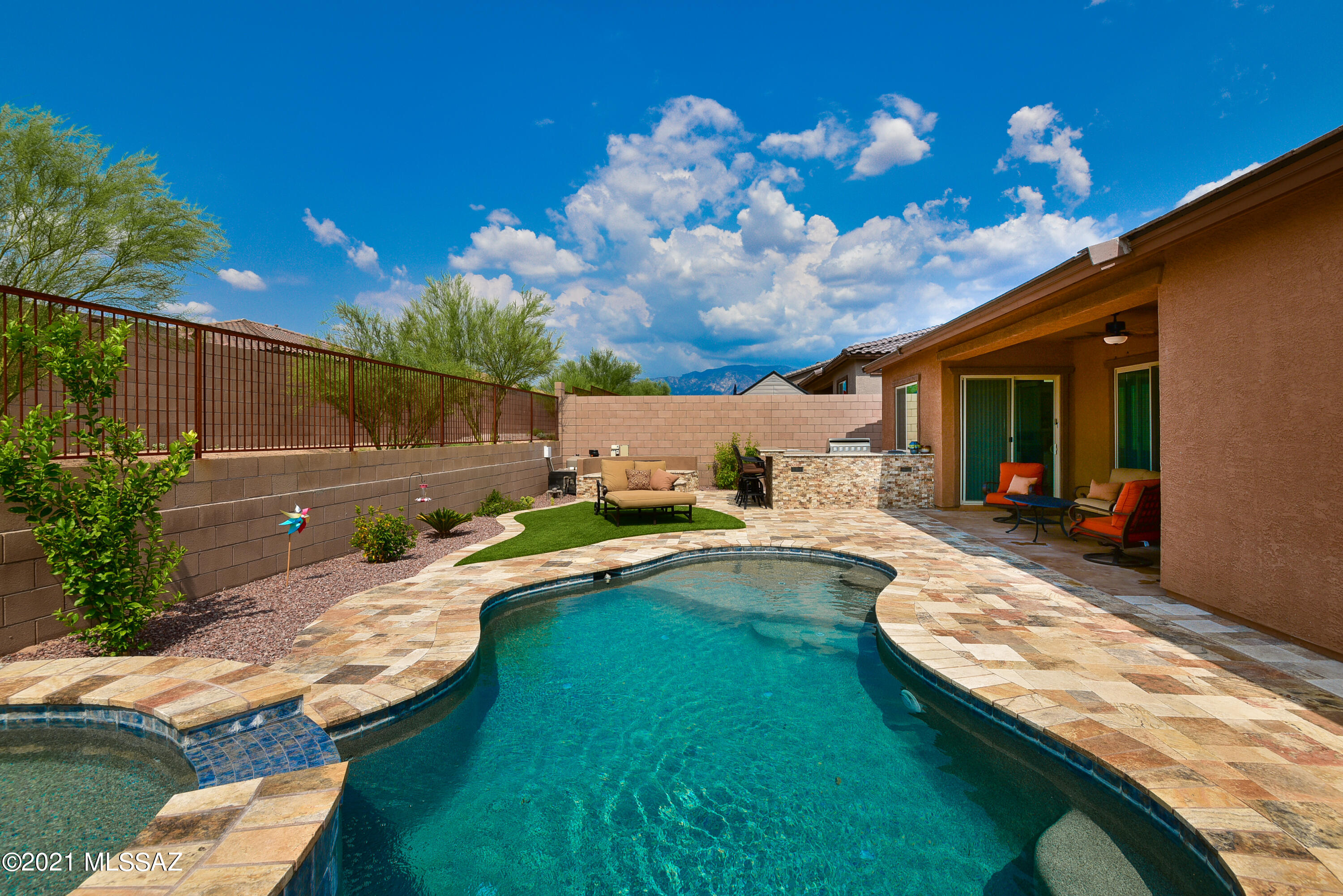 Eagles Rest SQ20152890001 - Residential
