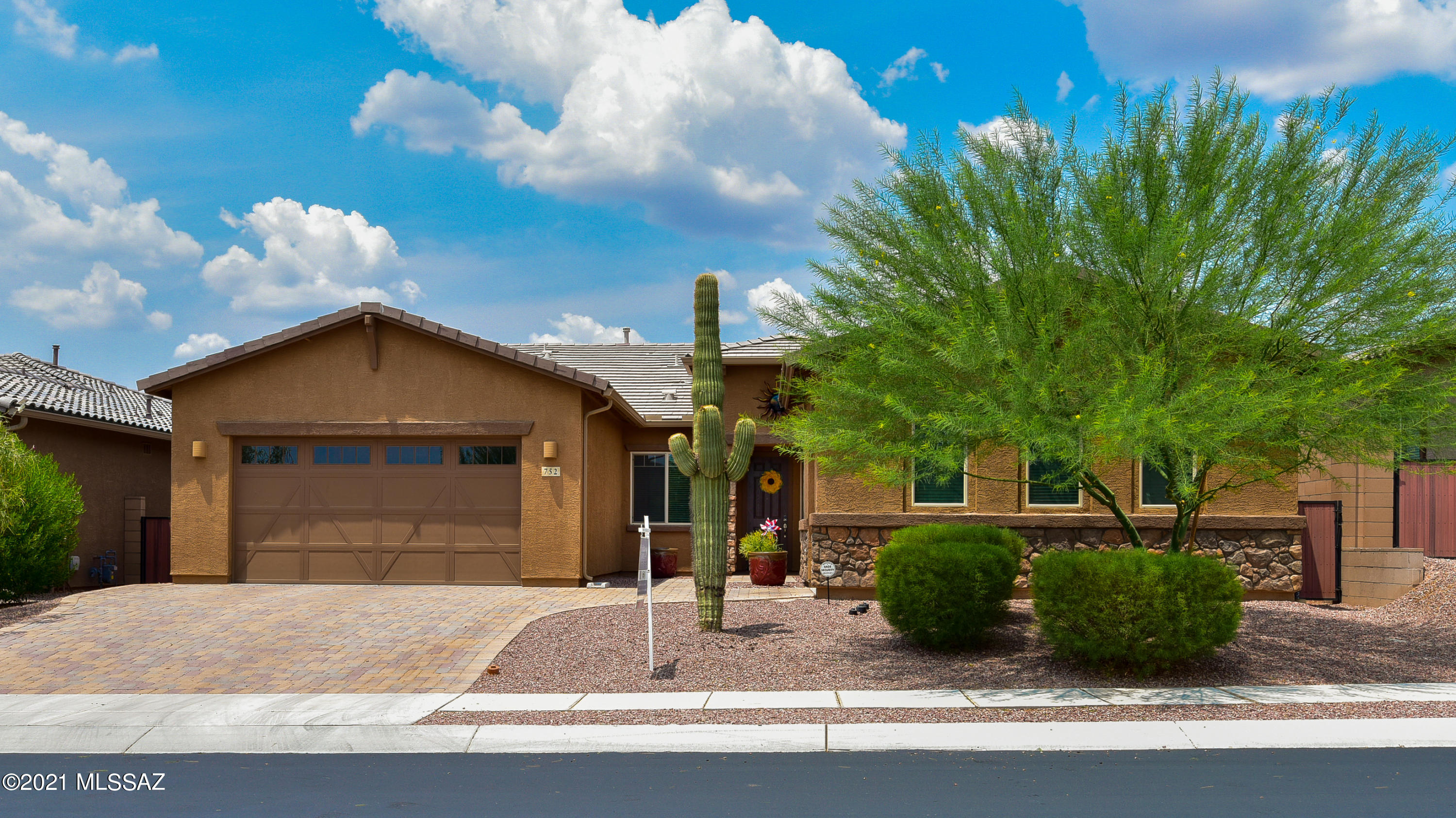Eagles Rest SQ20152890001 - Residential