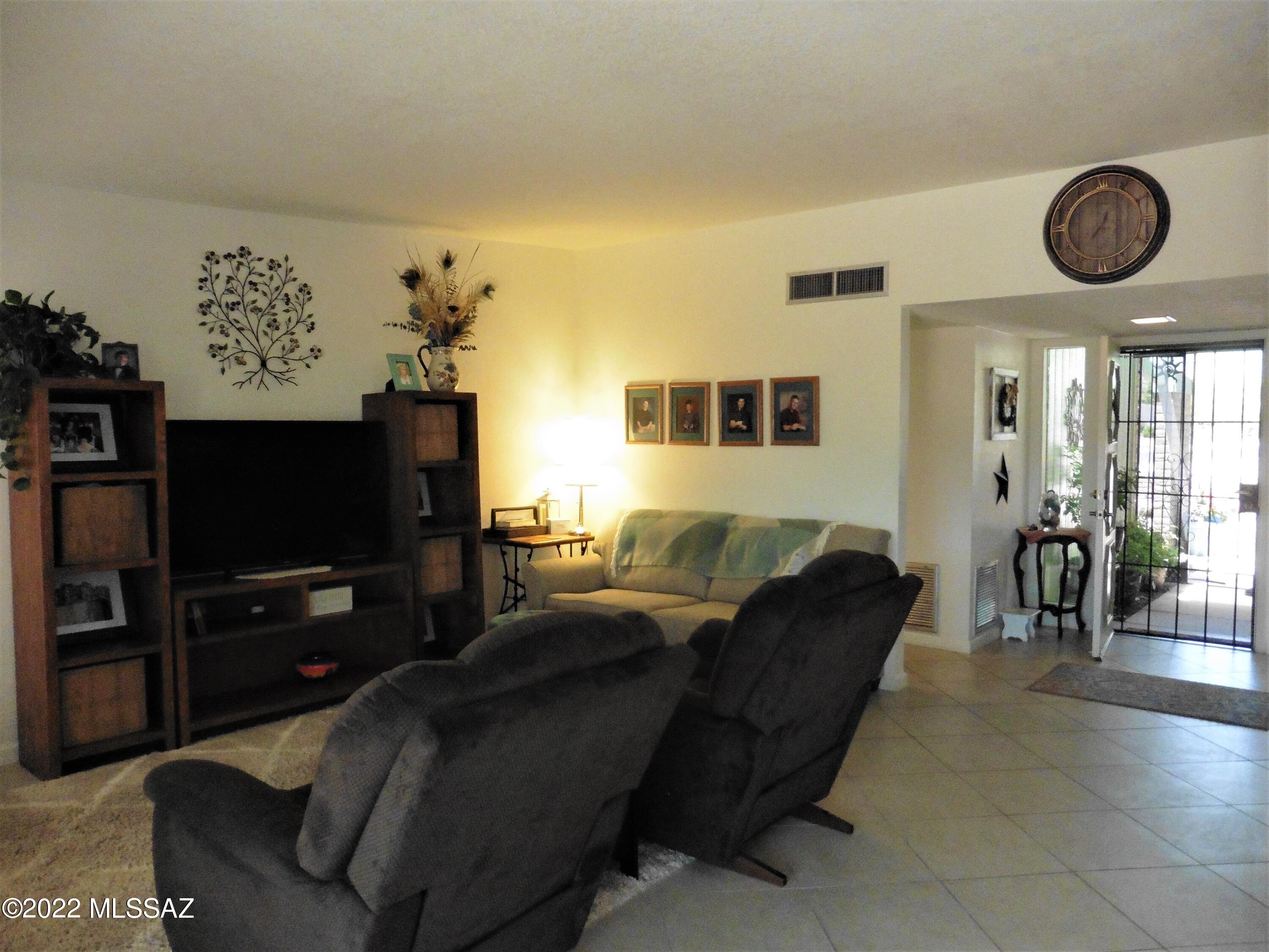 Colonia De Los Alamos (BK1-45) - Residential