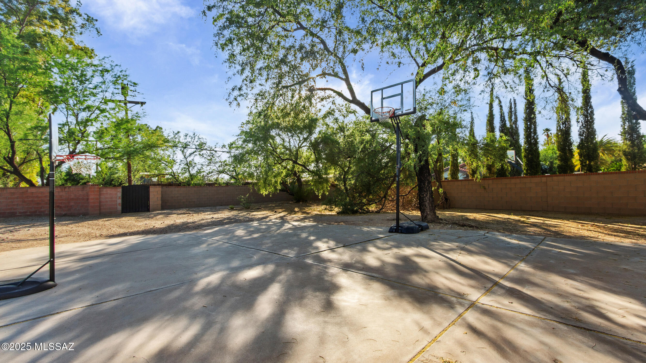 Country Club Estates NO. 1 - Residential
