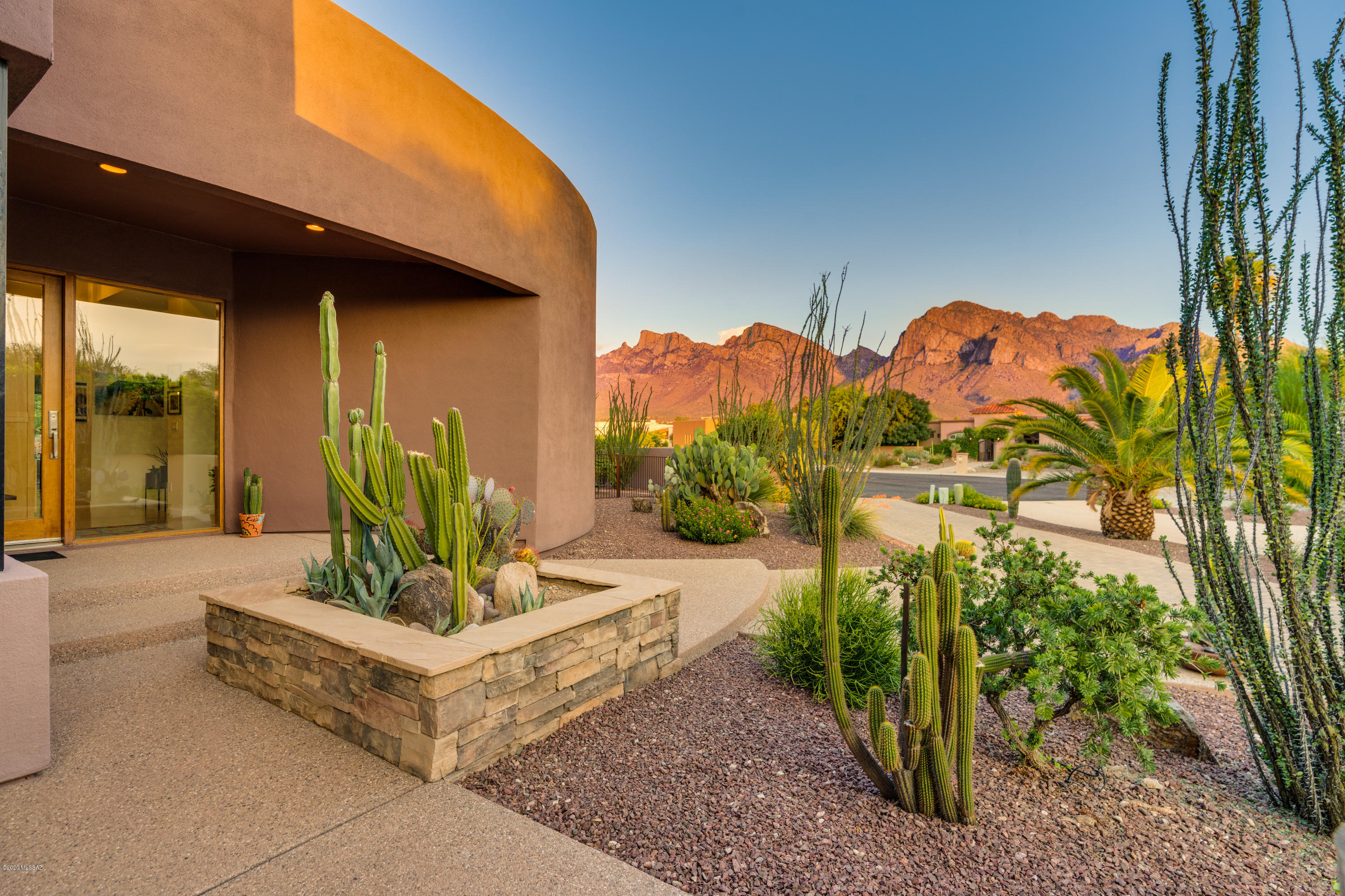 3RD Fairway at Oro Valley Country Club - Residential