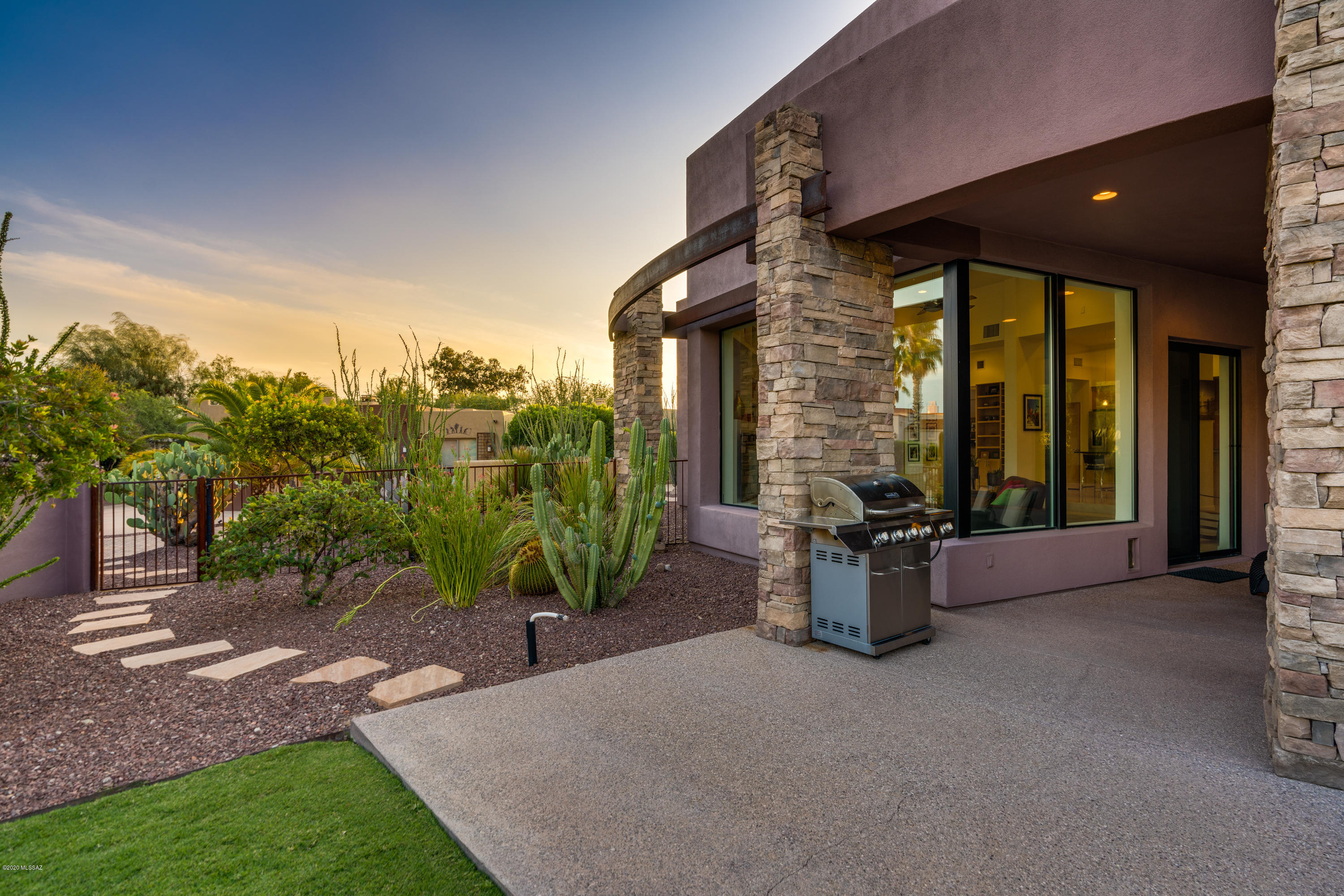 3RD Fairway at Oro Valley Country Club - Residential