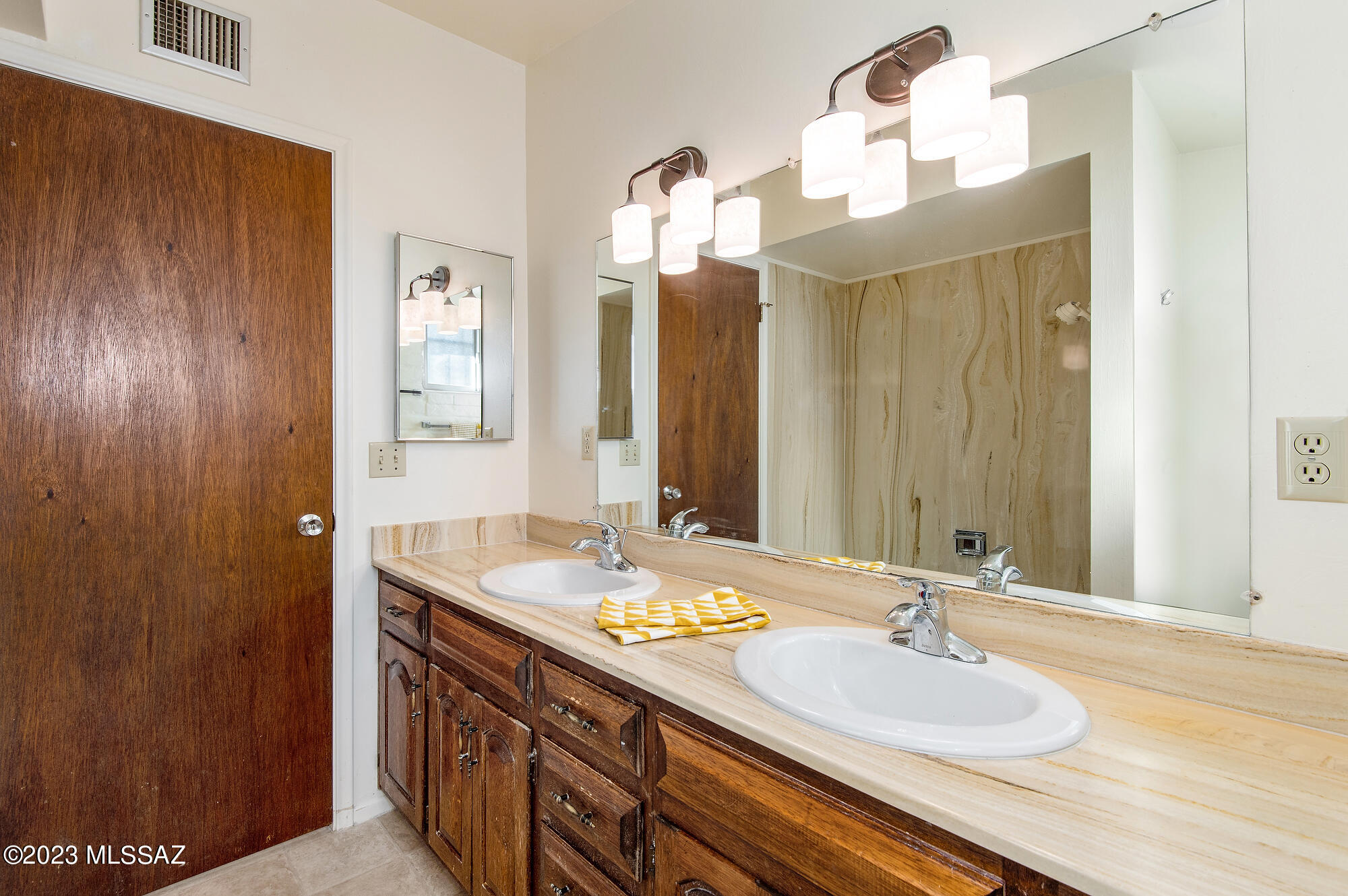 Santa Catalina Estates NO. 4 (1-180) - Residential