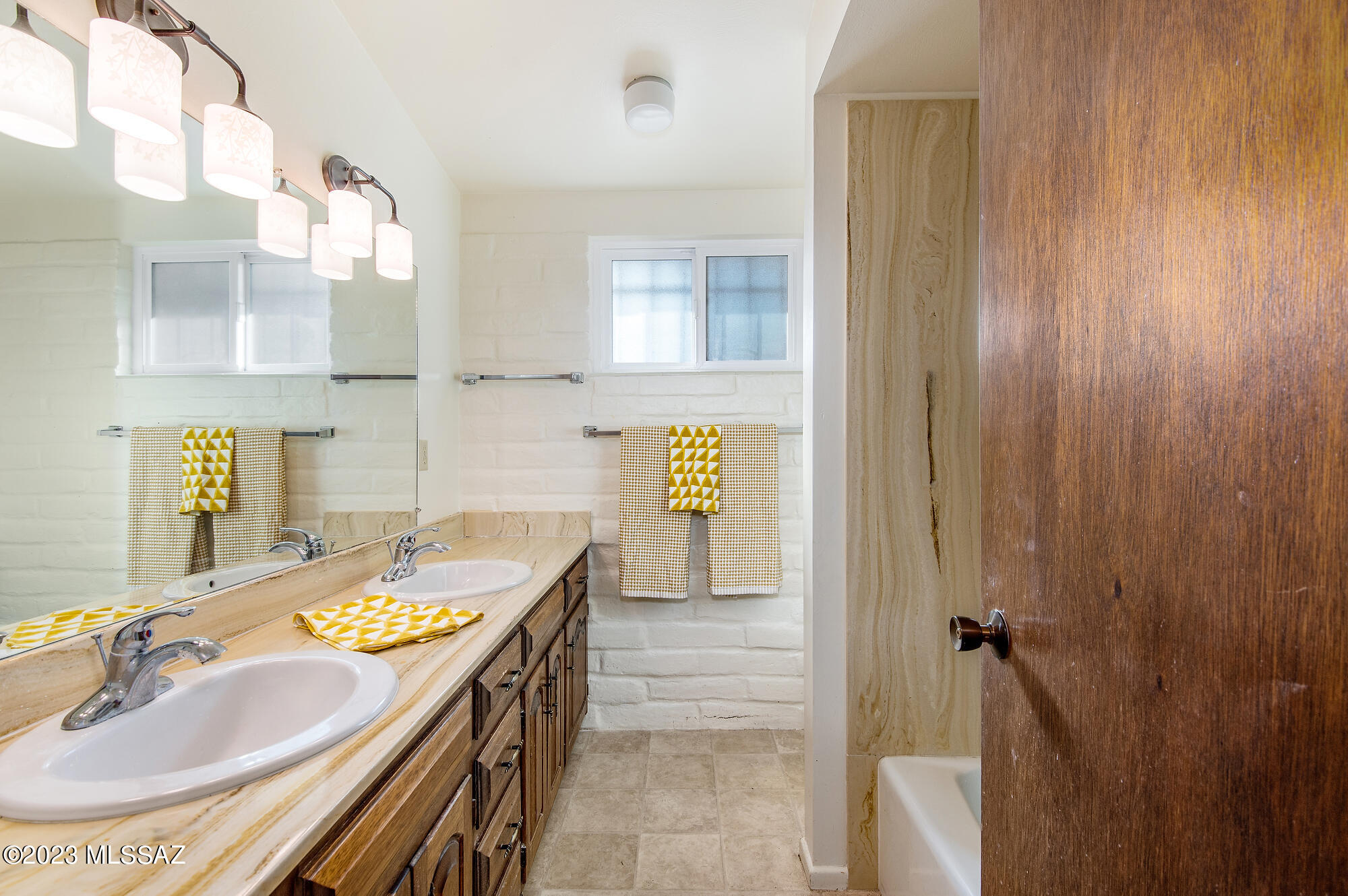 Santa Catalina Estates NO. 4 (1-180) - Residential
