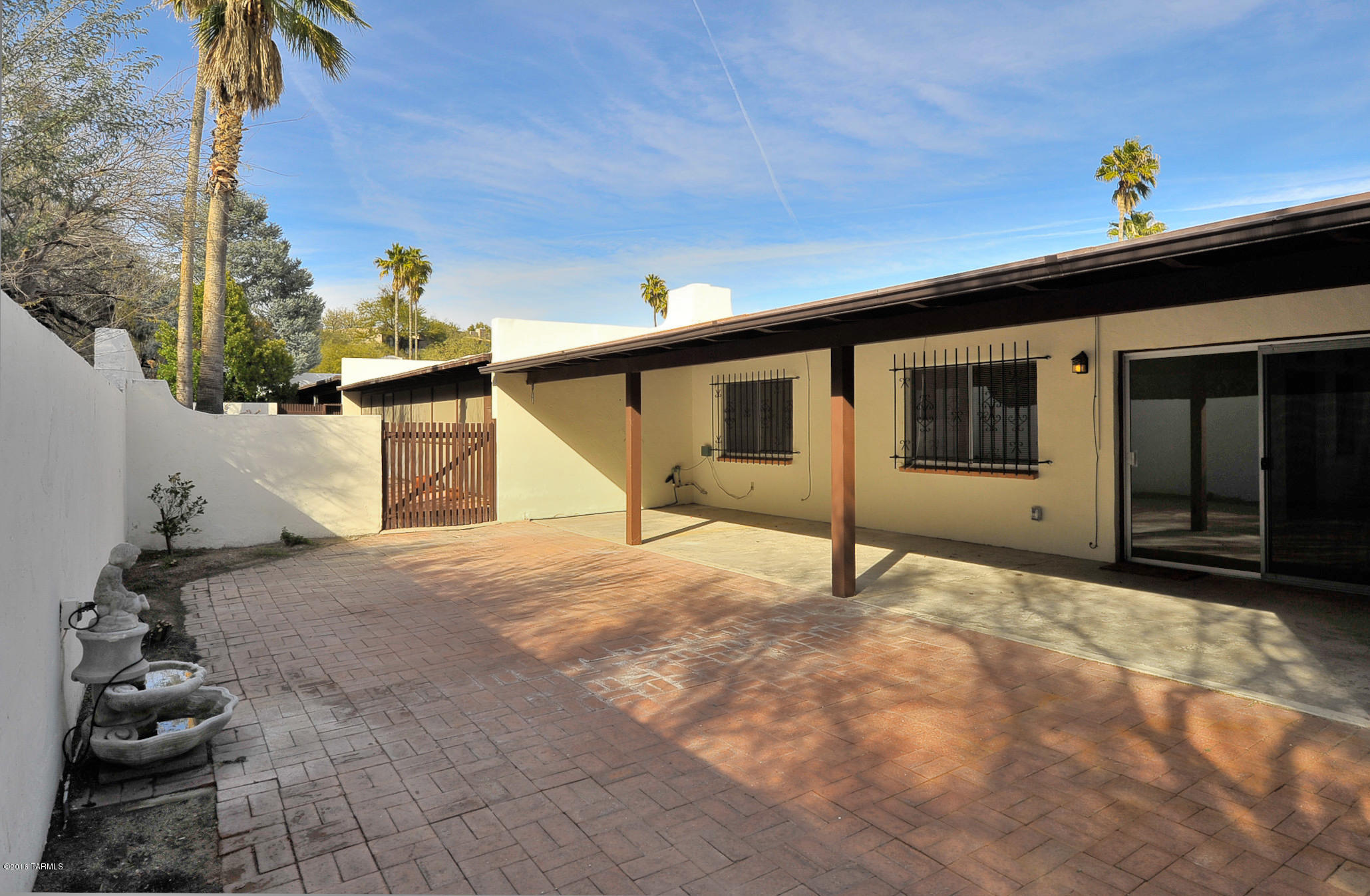 Via Entrada Townhouses - Residential Lease