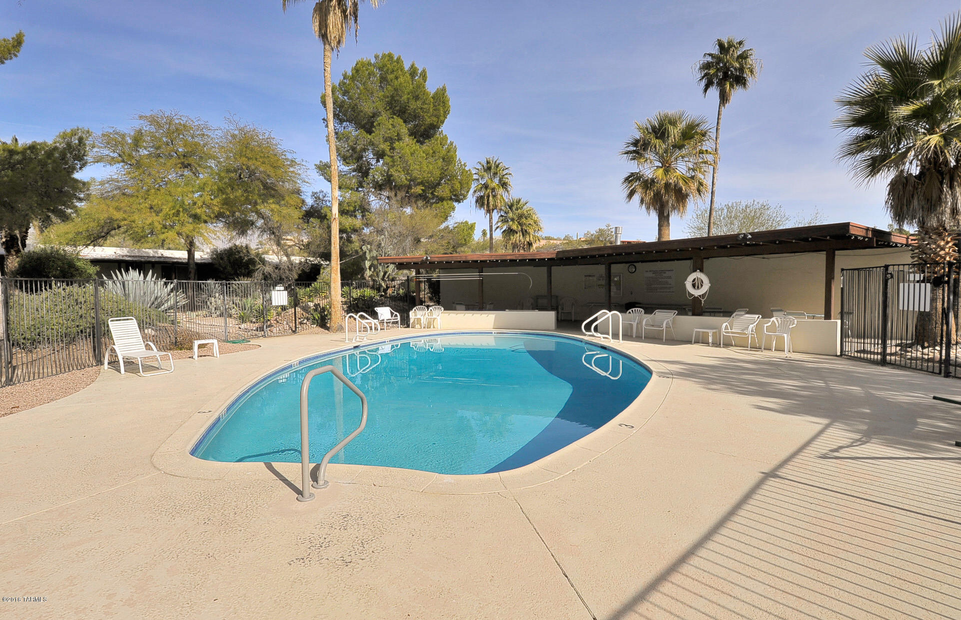 Via Entrada Townhouses - Residential Lease